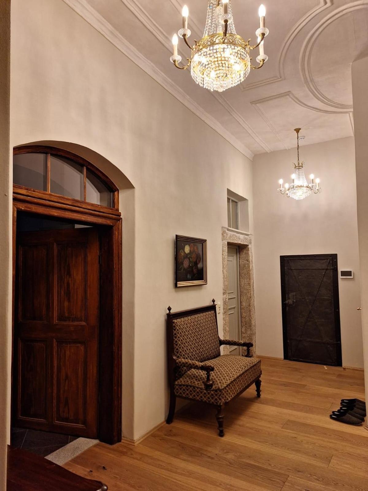 Stadtpalais Marché-Suite maximal 2 Personen und 1 Kleinkind