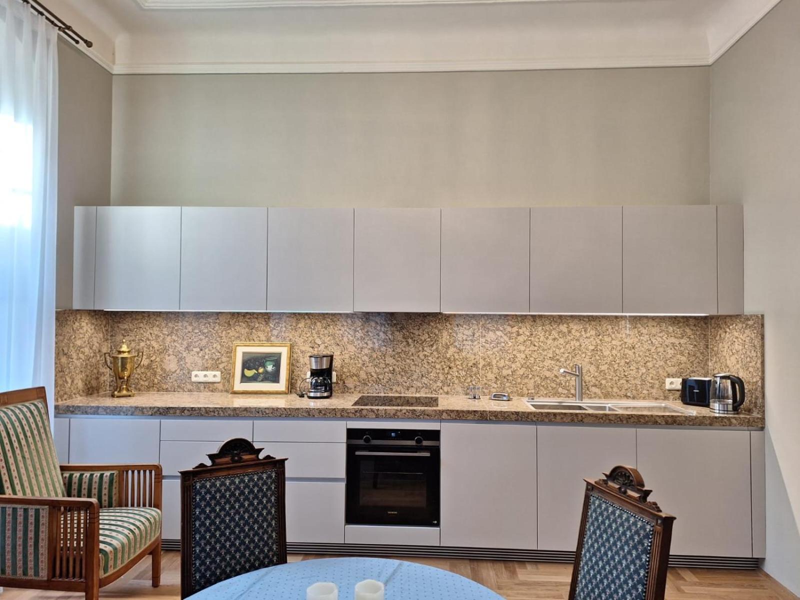 Stadtpalais Marché-Suite maximal 2 Personen und 1 Kleinkind