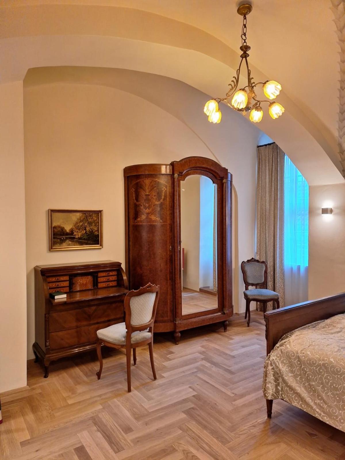 Stadtpalais Marché-Suite maximal 2 Personen und 1 Kleinkind