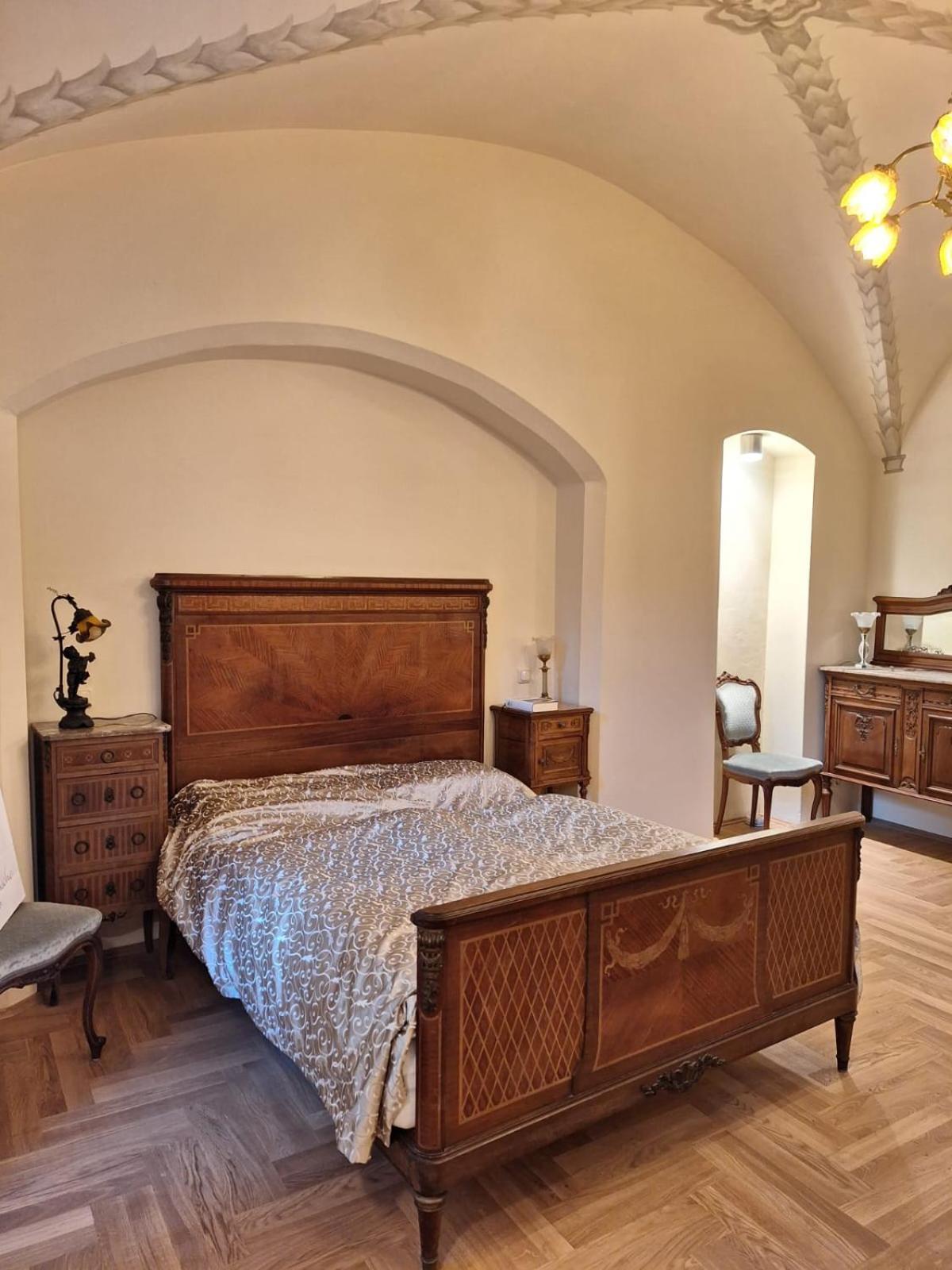 Stadtpalais Marché-Suite maximal 2 Personen und 1 Kleinkind