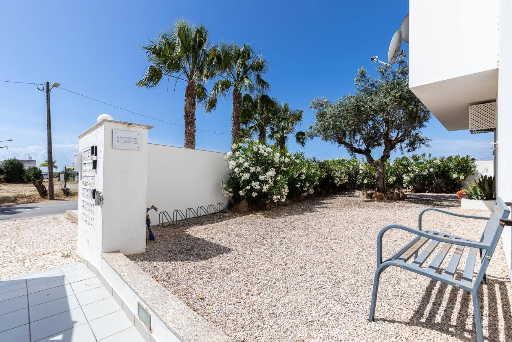 Santa Luzia Green Apartment view 2
