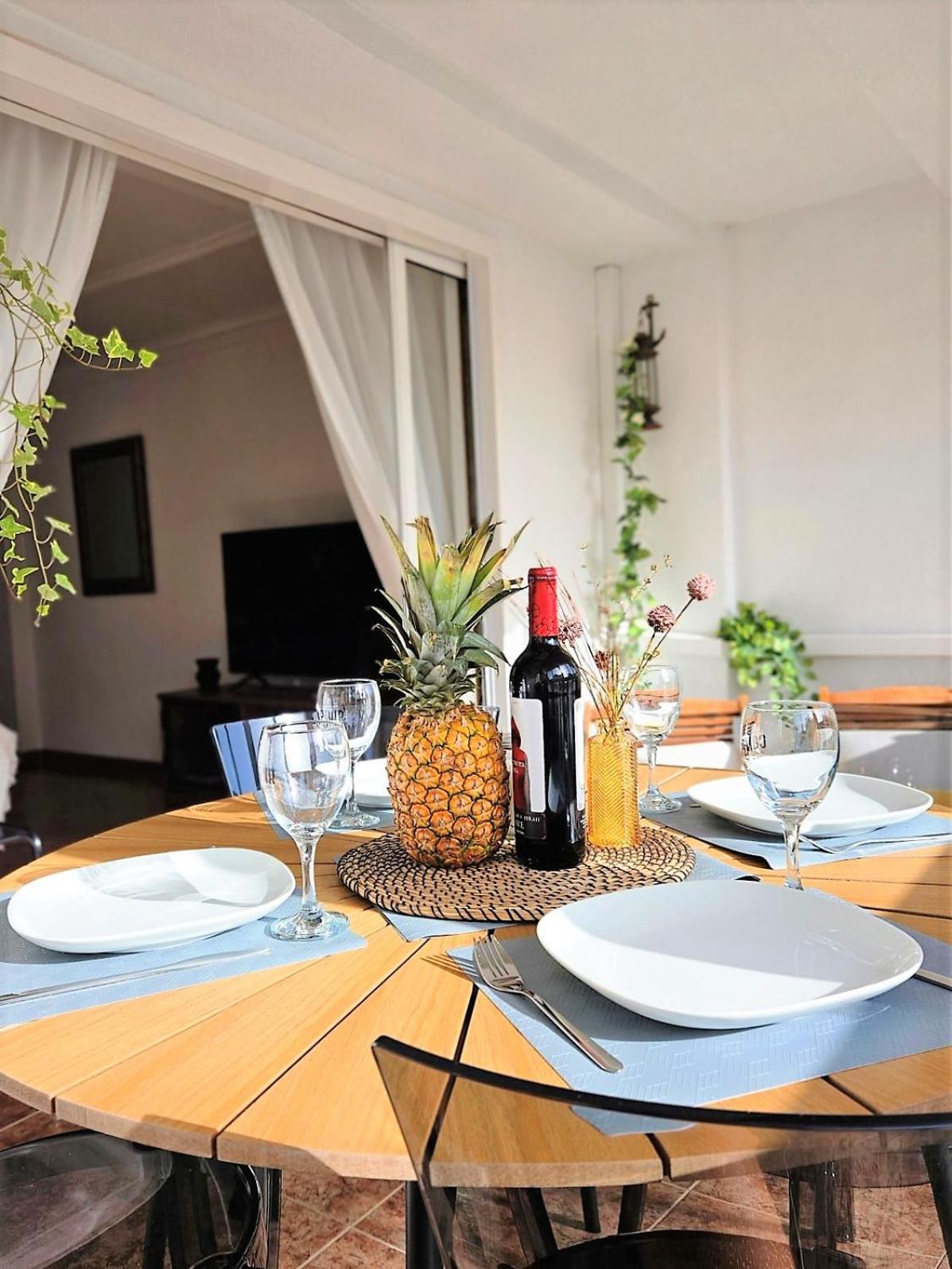 MIRADOR FAMILY HOME
