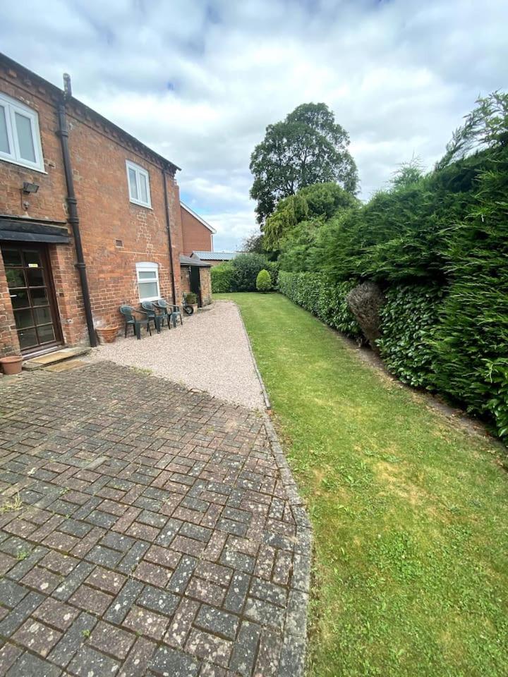 Creamore Grove Wem Shrewsbury