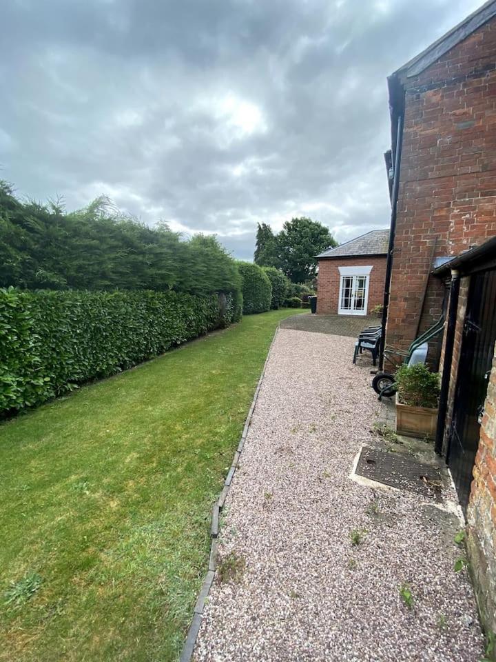 Creamore Grove Wem Shrewsbury