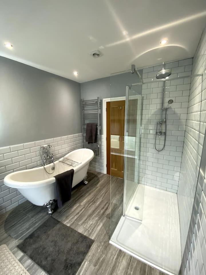 Creamore Grove Wem Shrewsbury