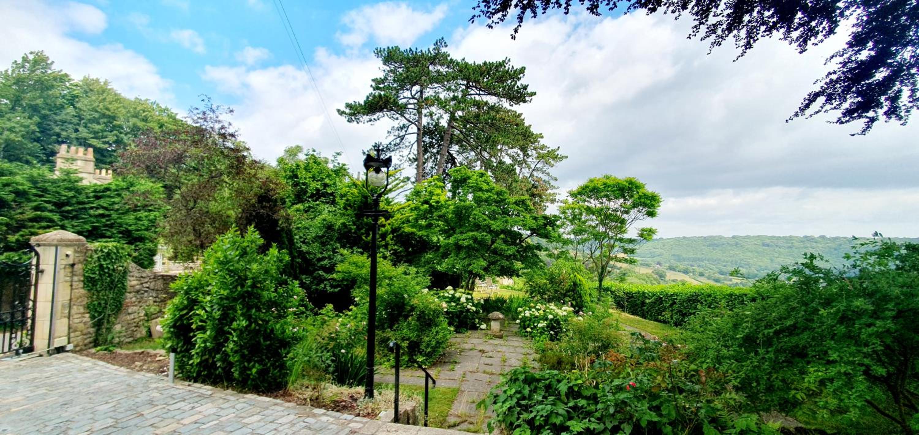 Garden flat view 4