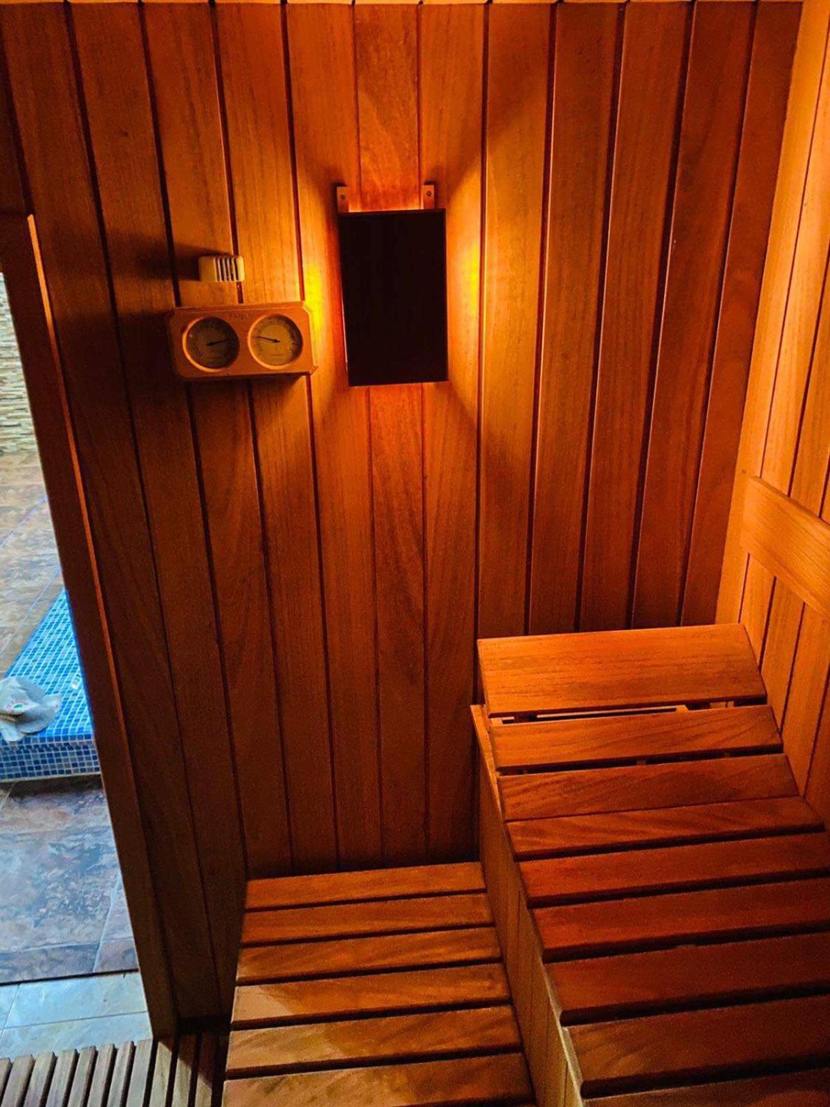 5 bedroom villa with Sauna view 3