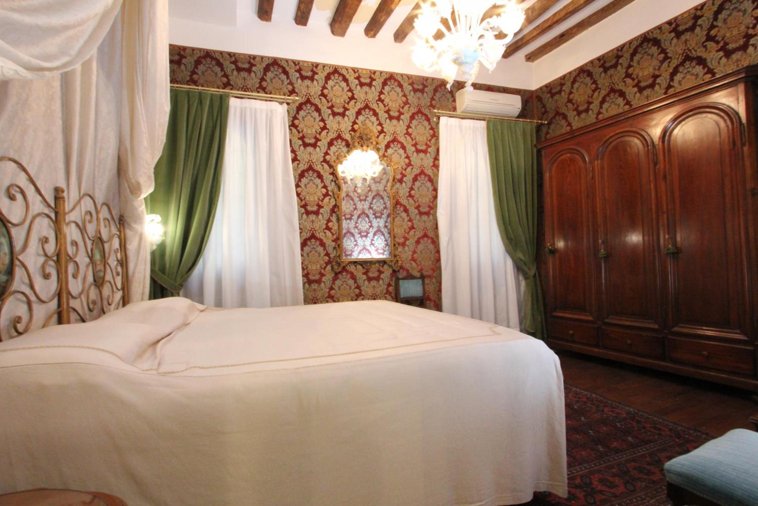 City Apartments Rialto Market