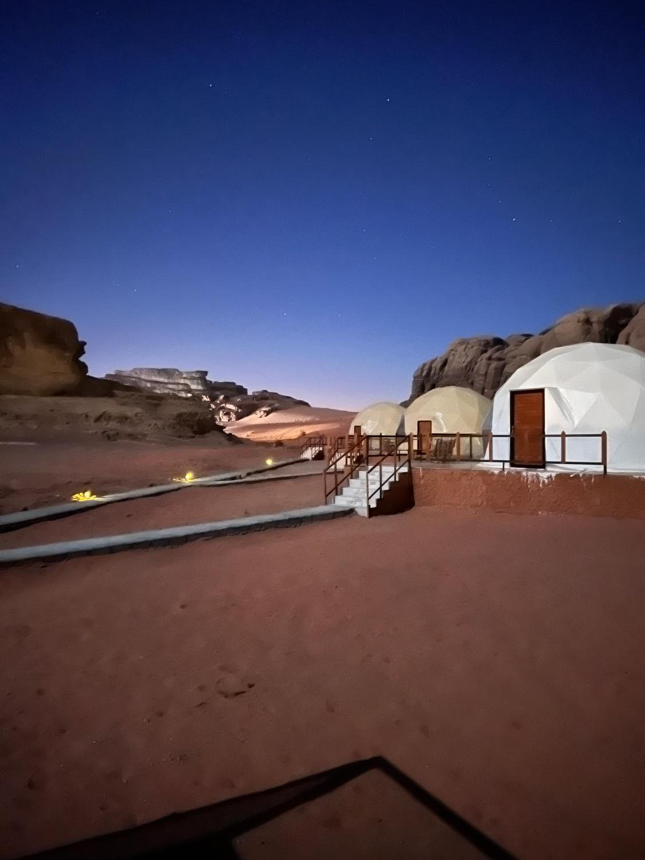 Orbit camp