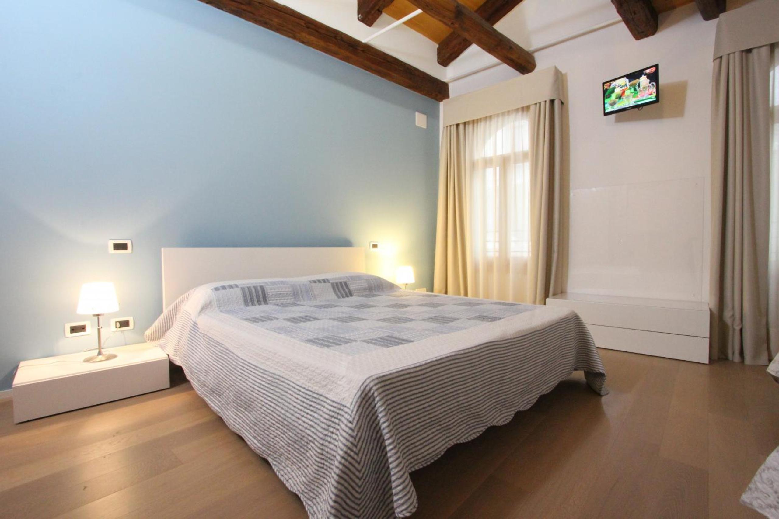 City Apartments Rialto Market