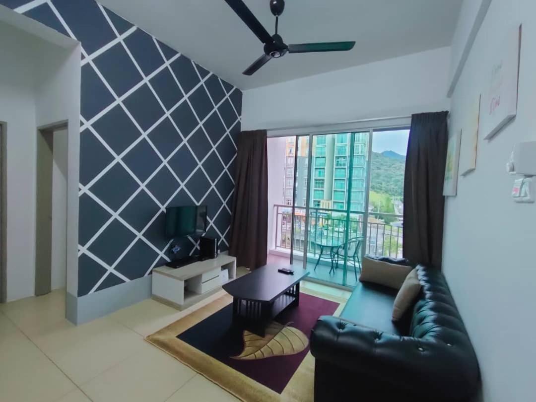 Golden Hills Pasar Malam 3 Bedroom Apartment J LouvRe photo 7