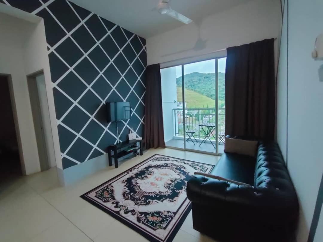 Golden Hills Pasar Malam 3 Bedroom Apartment J LouvRe photo 5