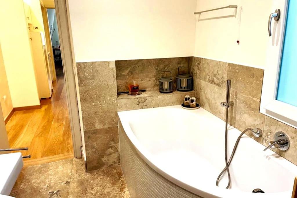 Signoria's Suite