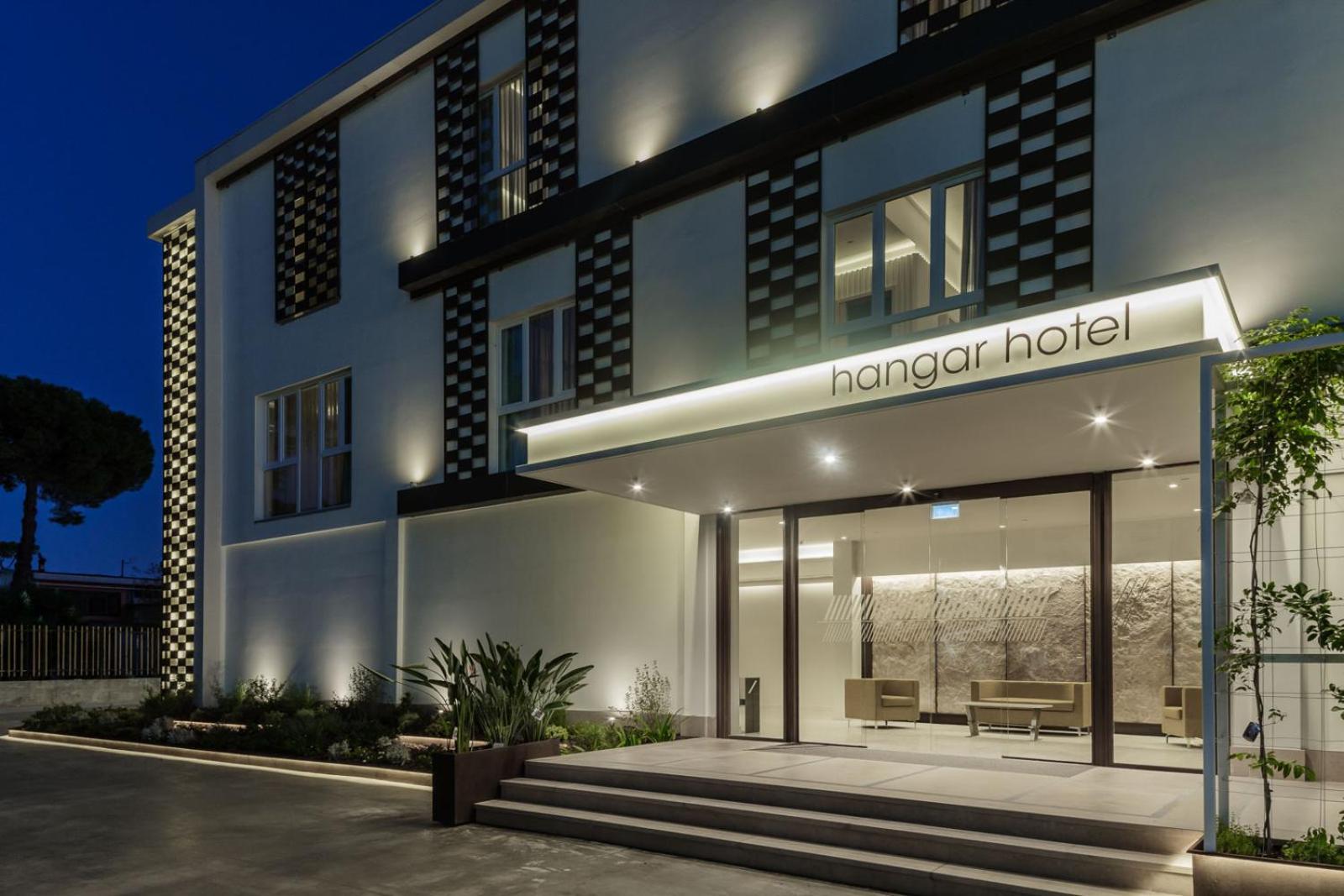 Hotel Hangar Hotel - Image 1