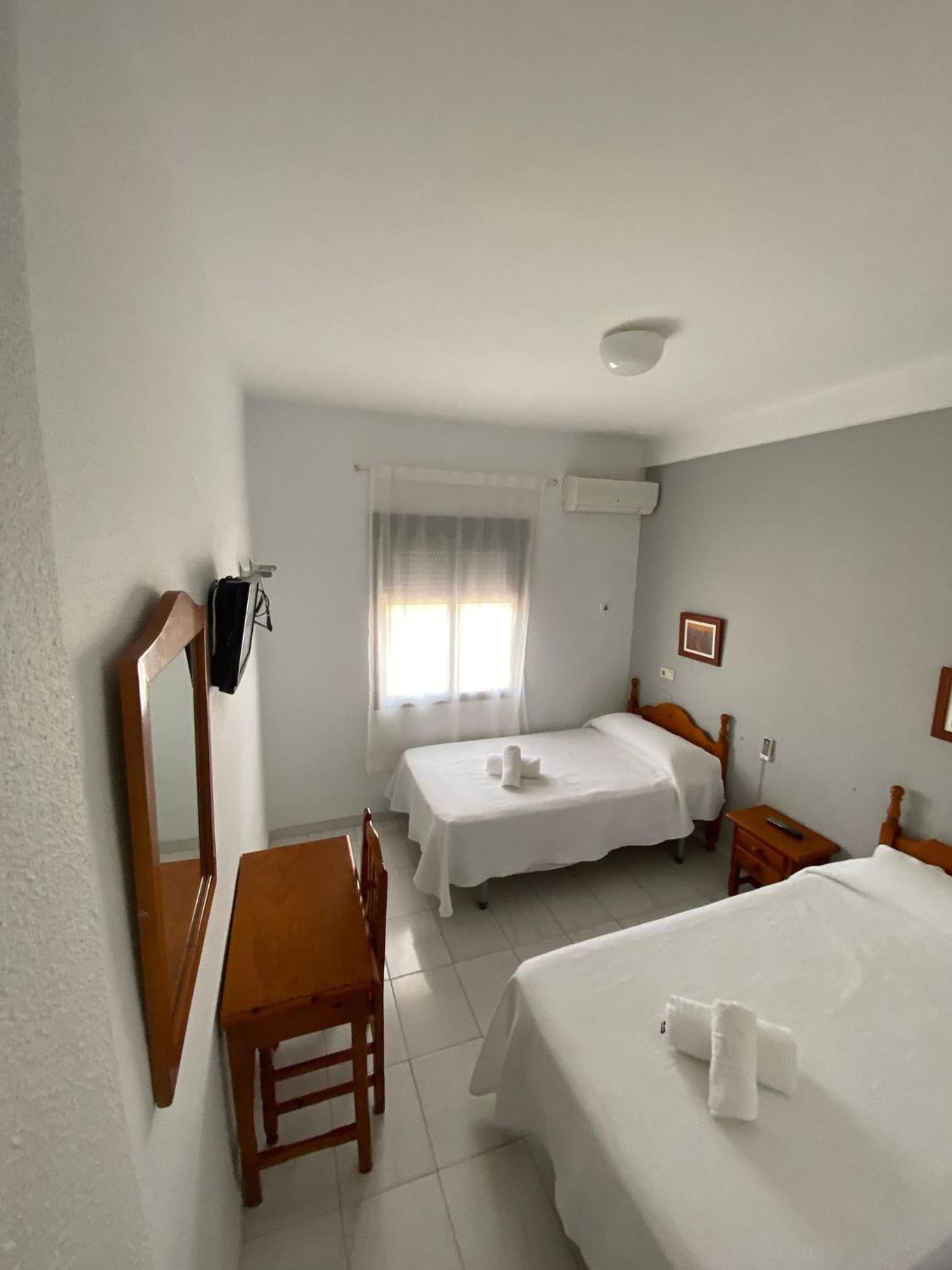 Hostal Carlos III