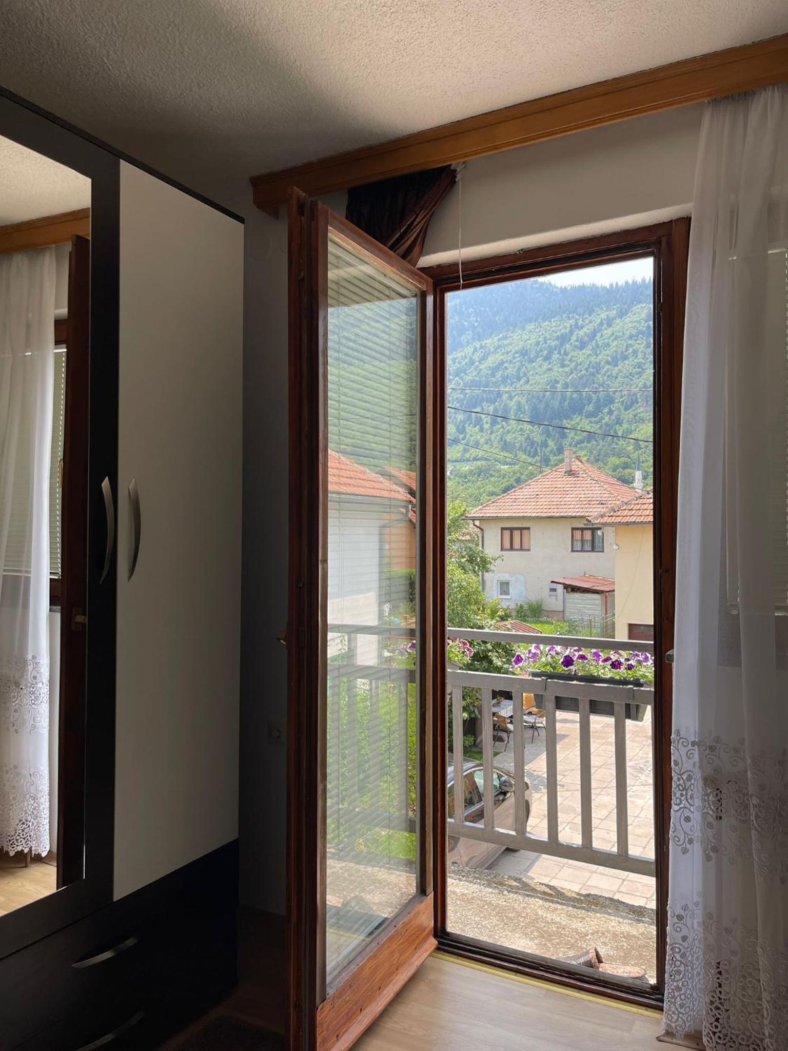 Muzur Apartment