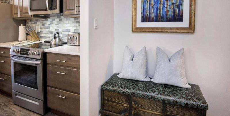 Townsend Place Ski In, Ski Out 1 Bedroom Condo view 4