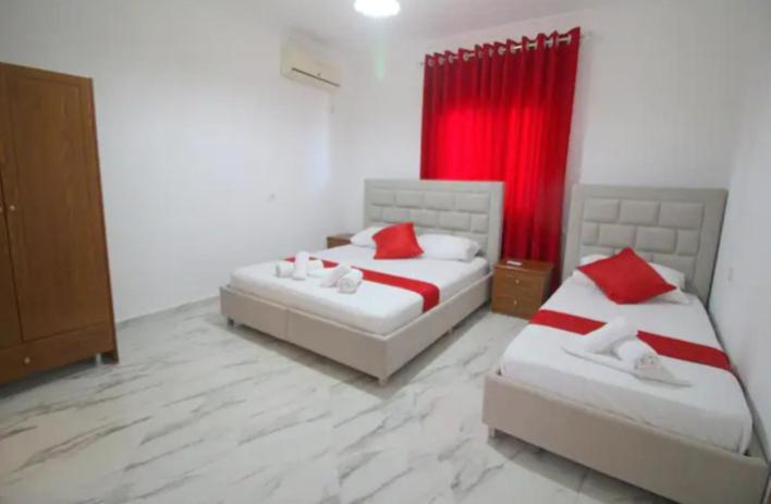 Koci Apartments