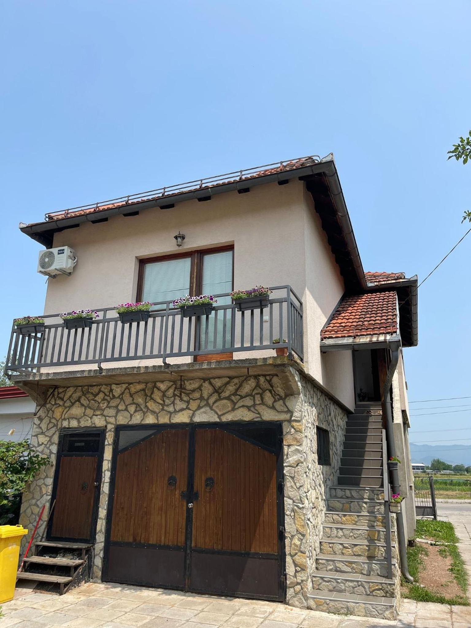 Muzur Apartment