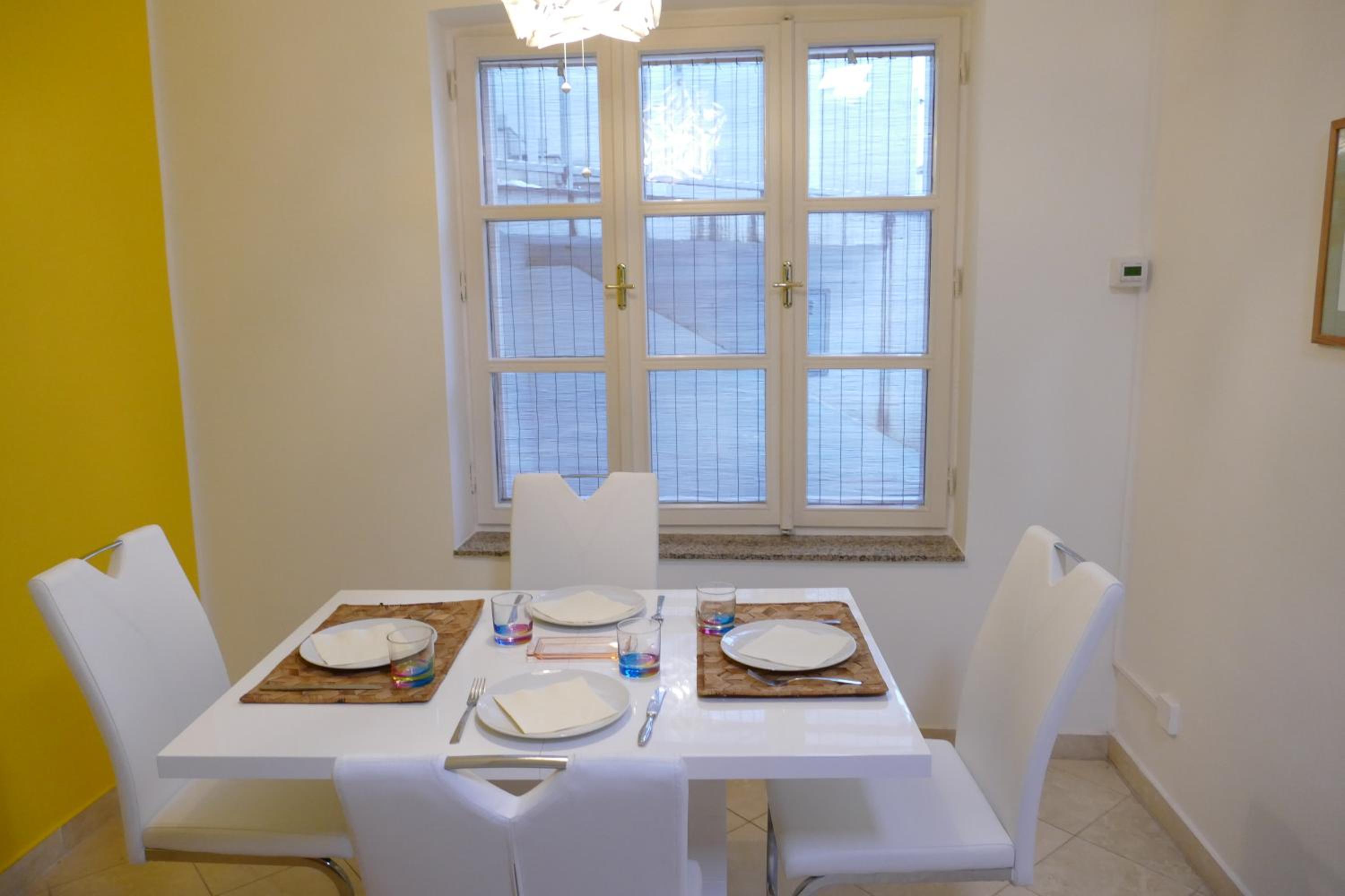 Traumhafte Maisonnette mit Kamin