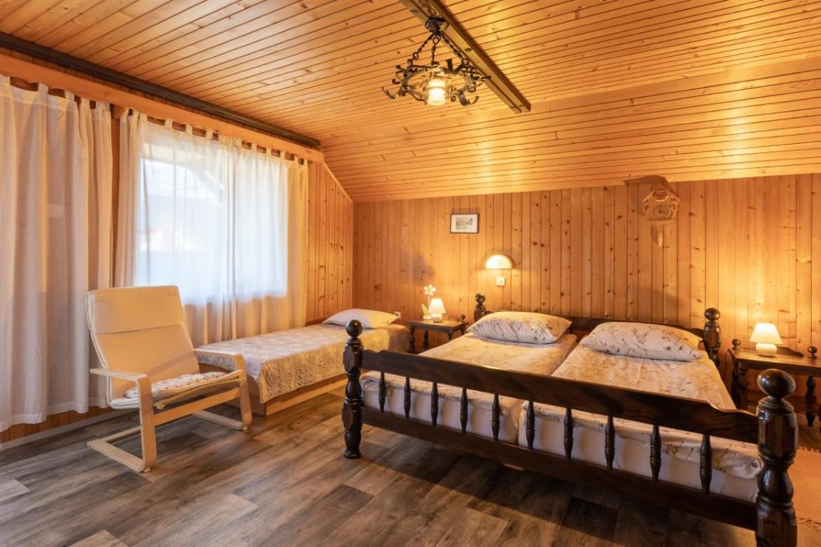 Apartment and room Mateja Kovačič view 2