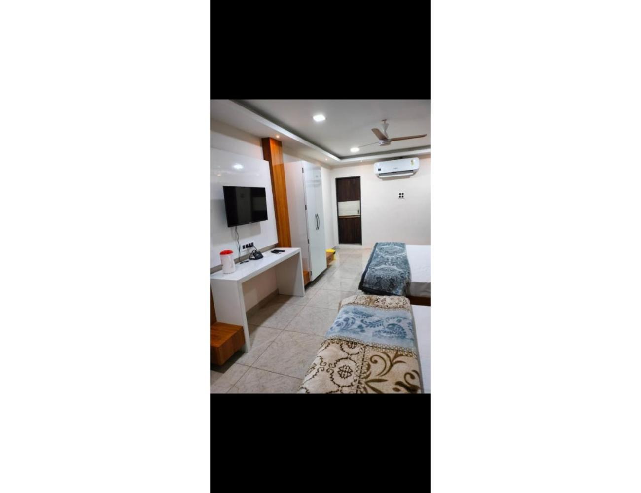 Hotel Raghuveera Palace, Ujjain view 2