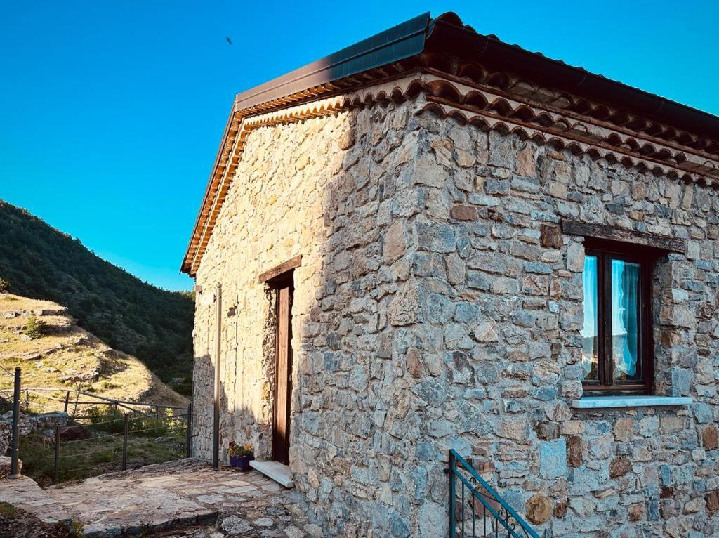 Laura Guest House Sasso di Castalda view 2