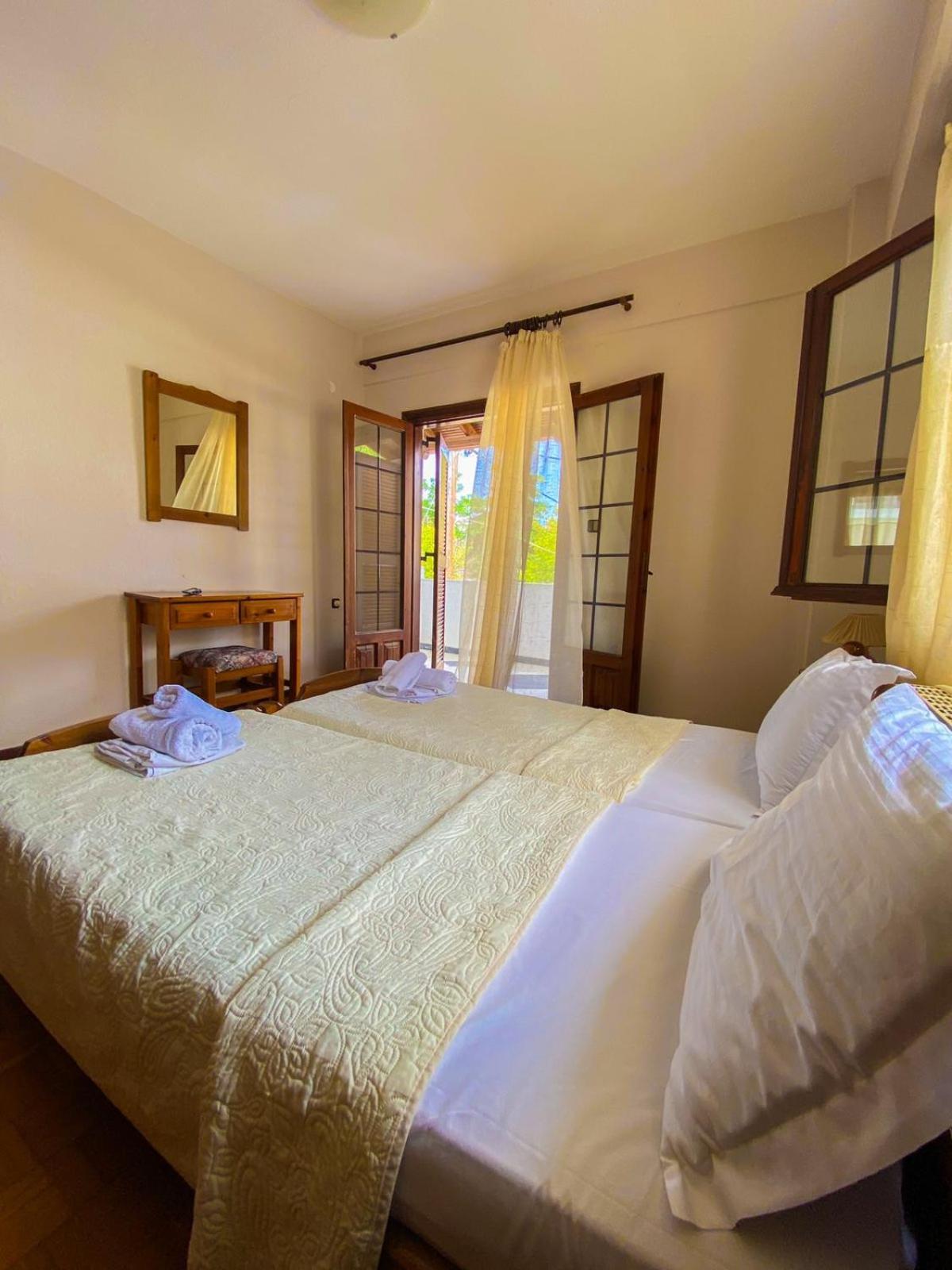 Zeusbnb Villa Anita view 5