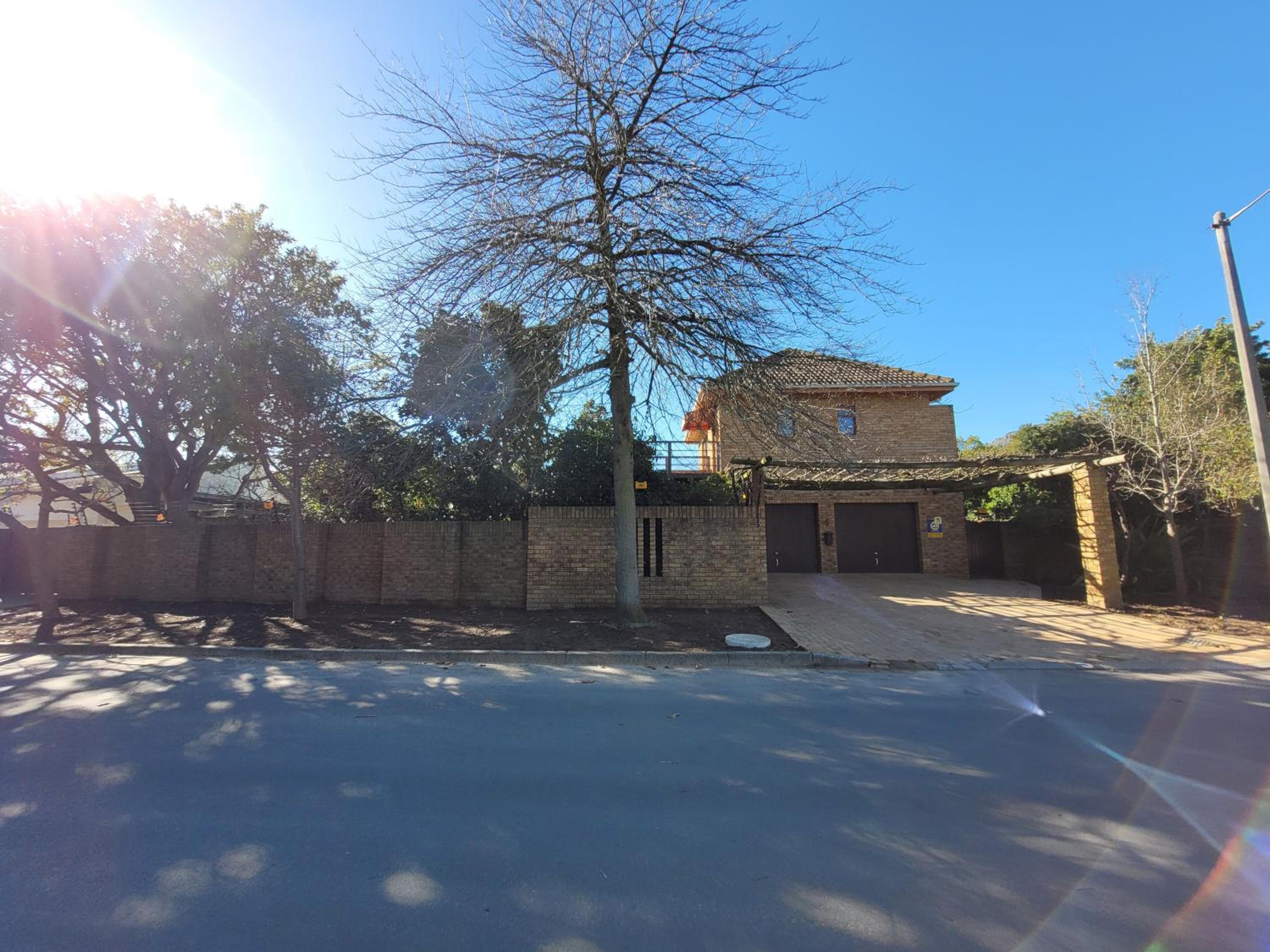 Elegantie Apartment Protea 5 Lovell Avenue view 5