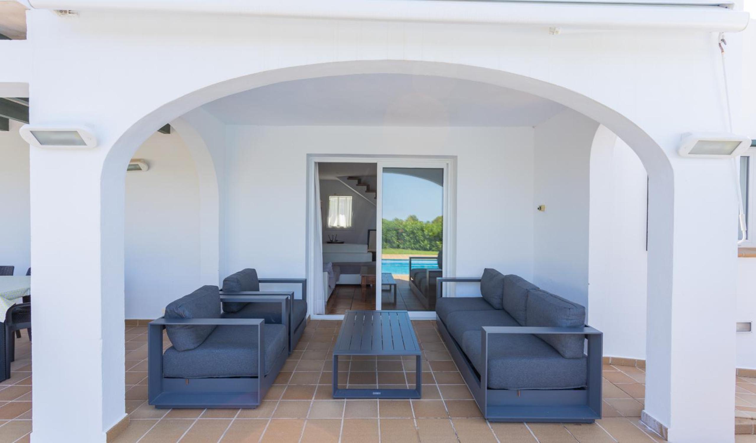Villas Finesse By MENORCARENTALS