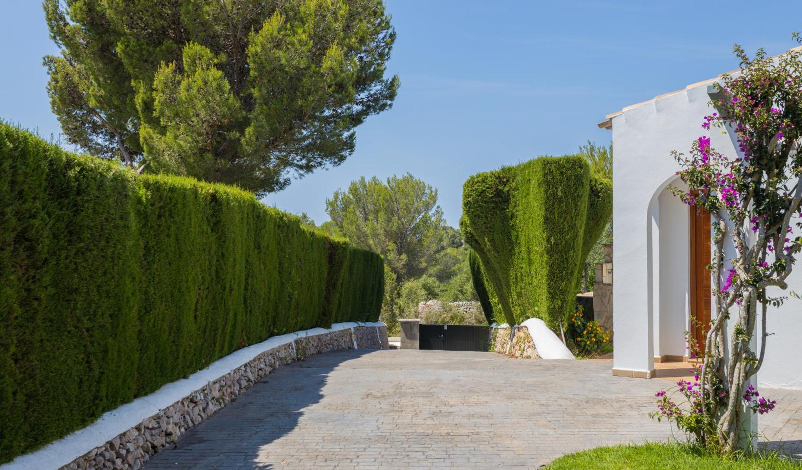 Villas Finesse By MENORCARENTALS