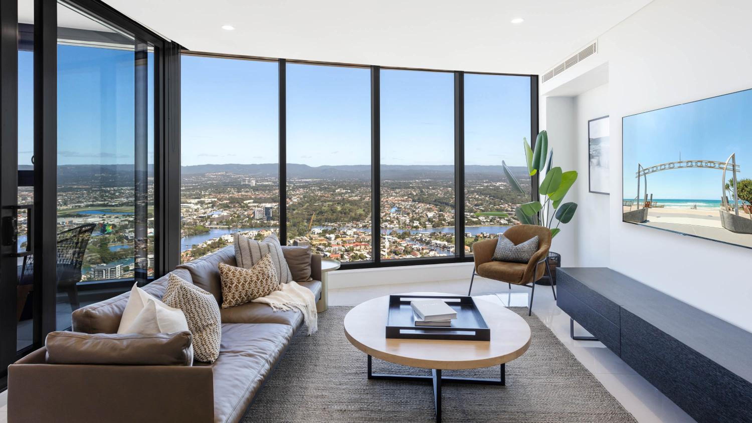 Surfers Paradise New Beachfront Apartments
