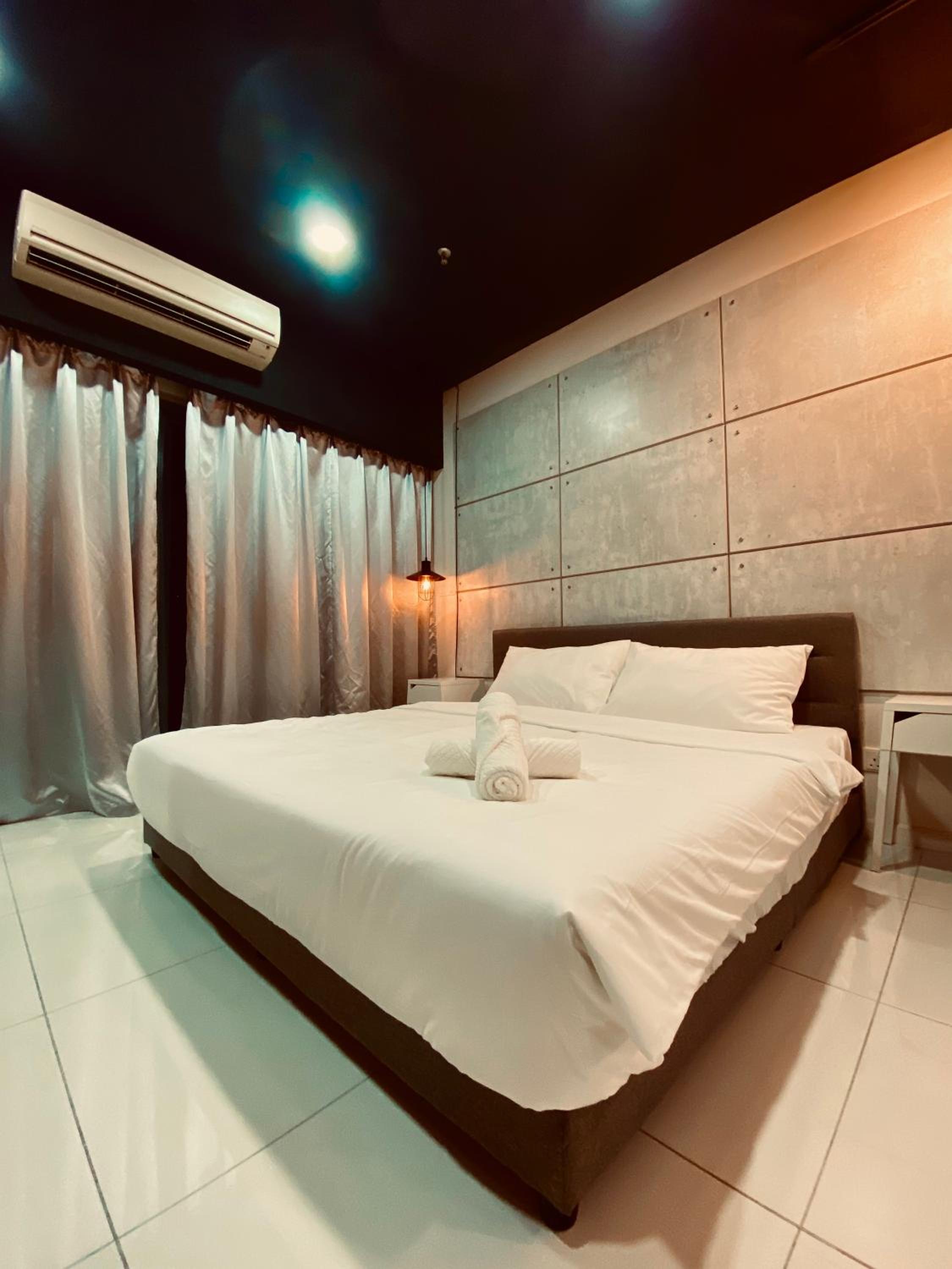 Summer Suites Apartment 7min walk to KLCC by GRIHOZ