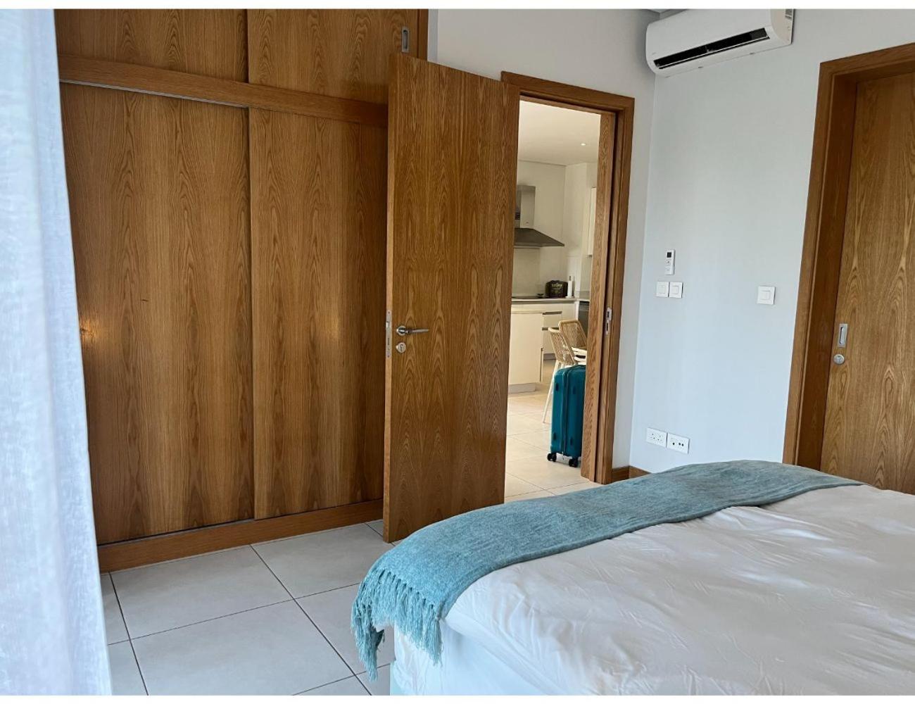 Elegant 3 Bedrooms Haven near Grand-Baie Beach & Center view 4