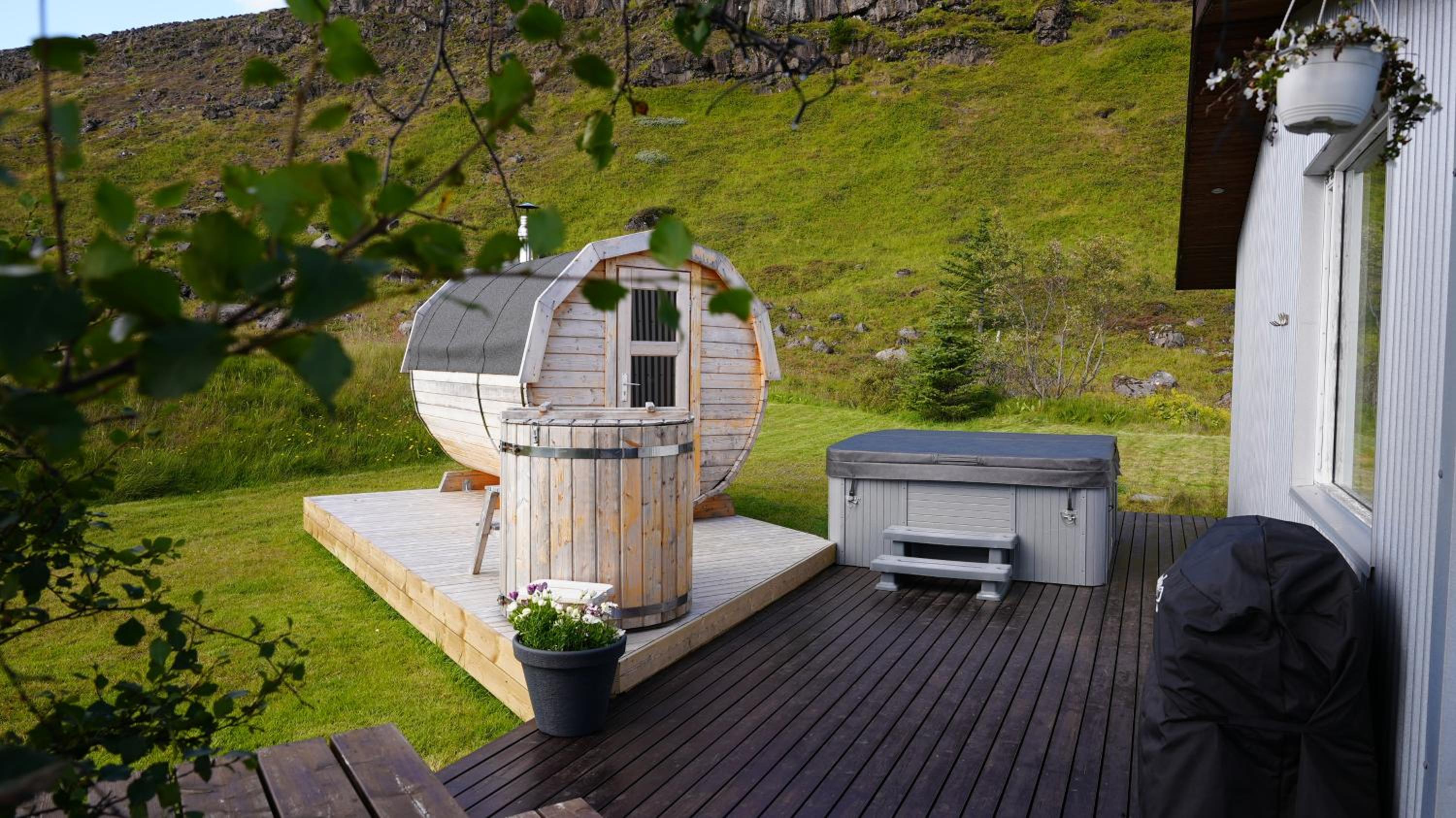 Kamburinn Cottage