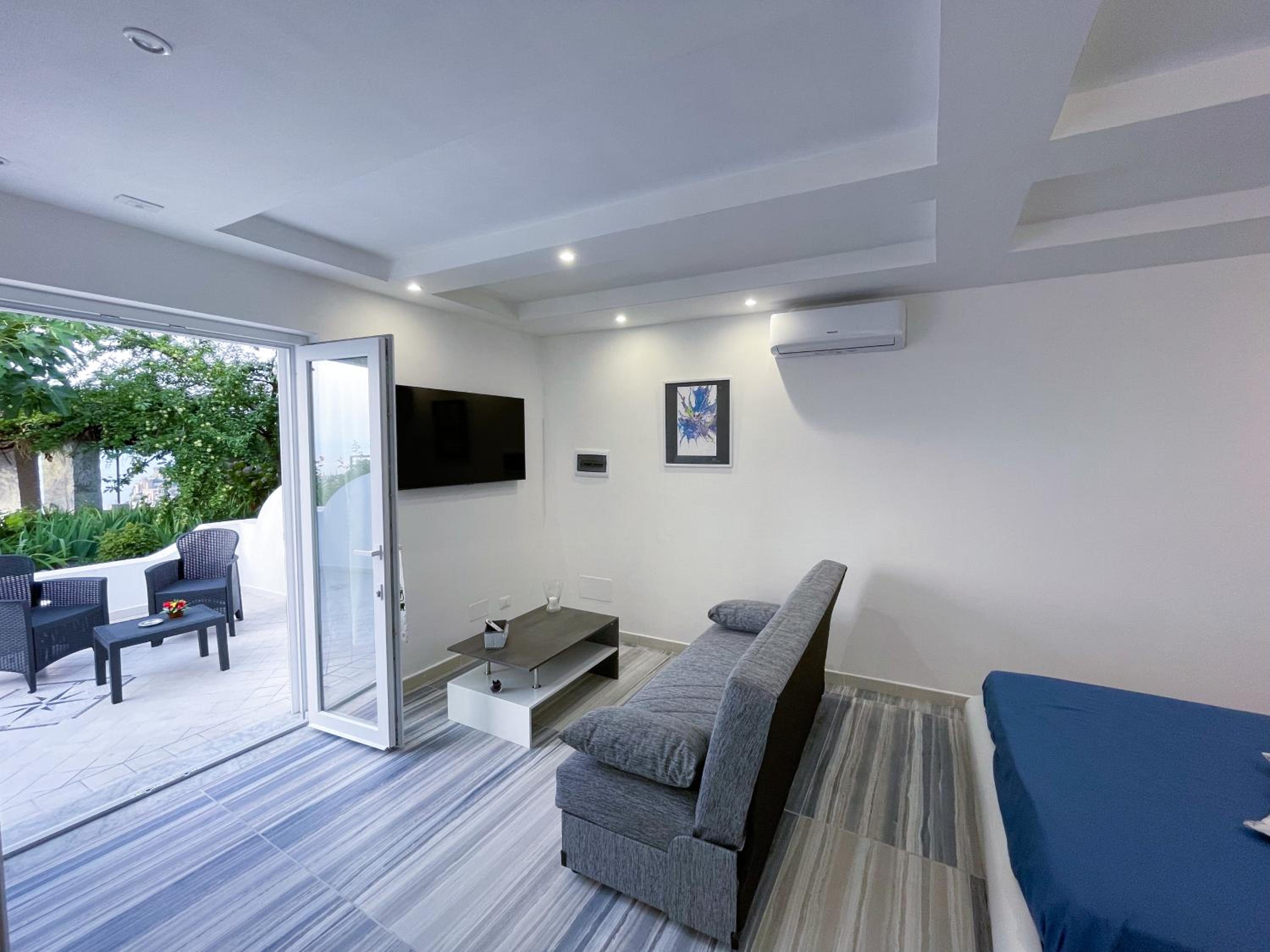 Barracuda Suite Sea View & Dinner Experience