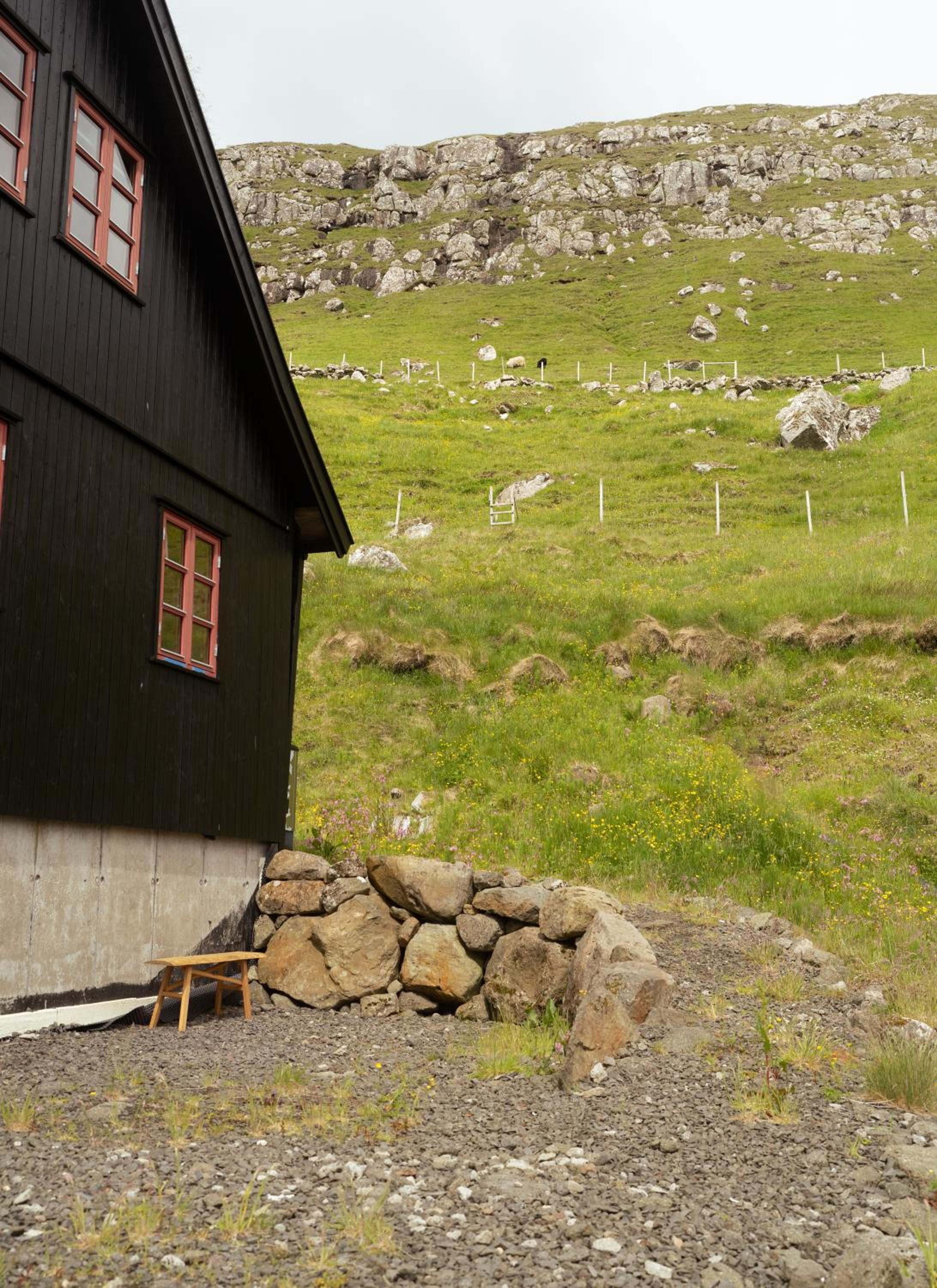 Nordic Serenity - Amazing Sea And Mountain View