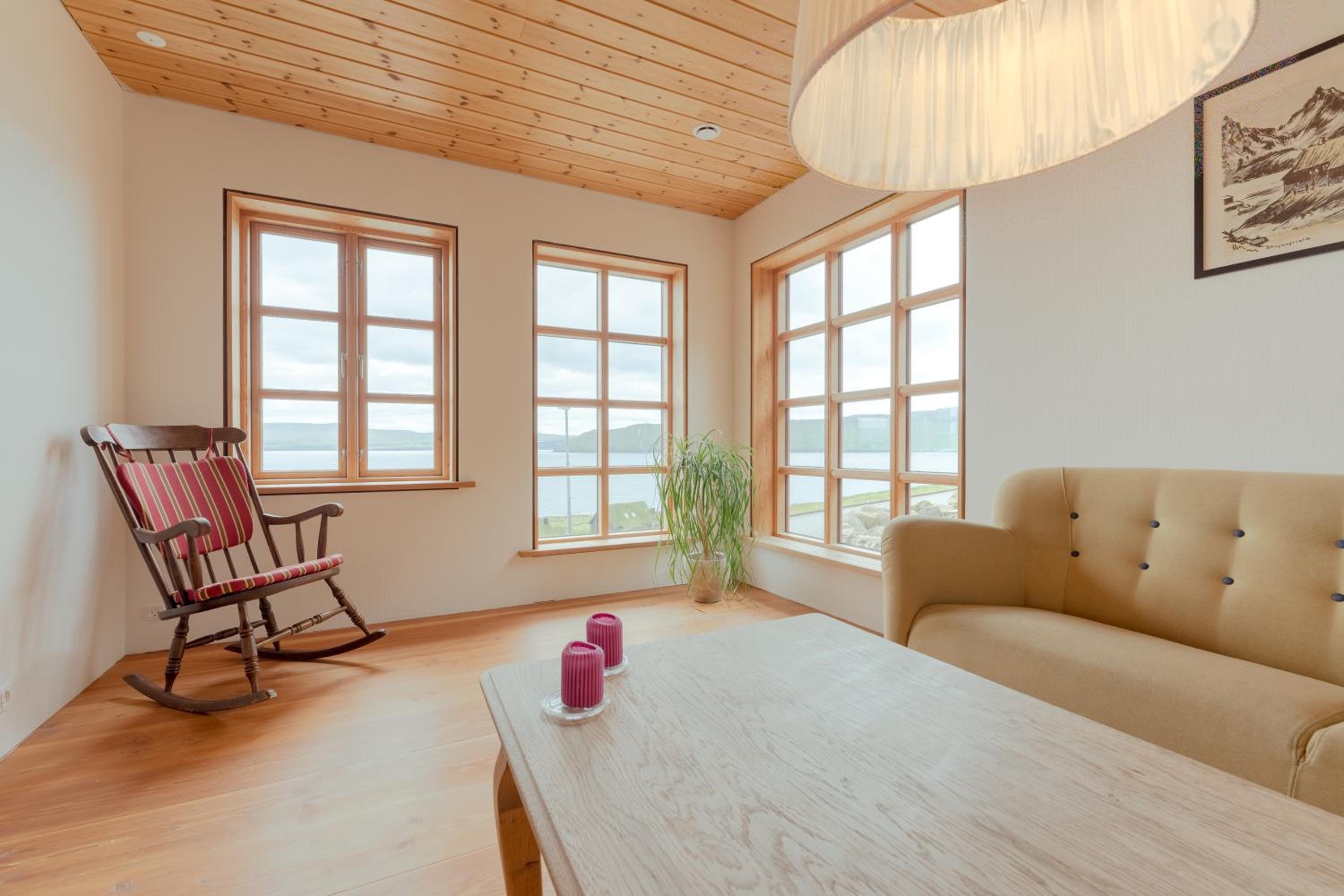 Nordic Serenity - Amazing Sea And Mountain View