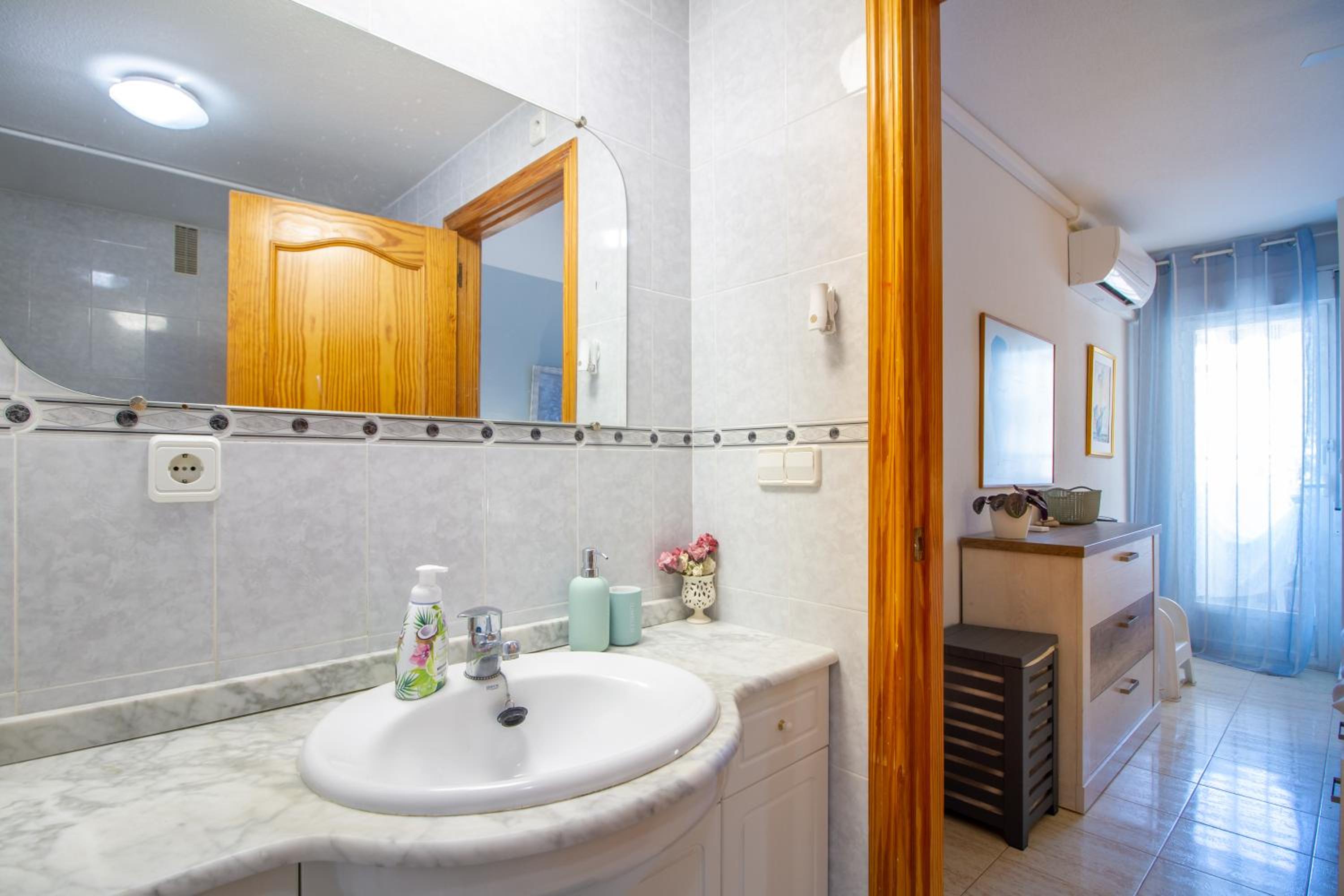 Luminoso y acogedor apartamento en Albir