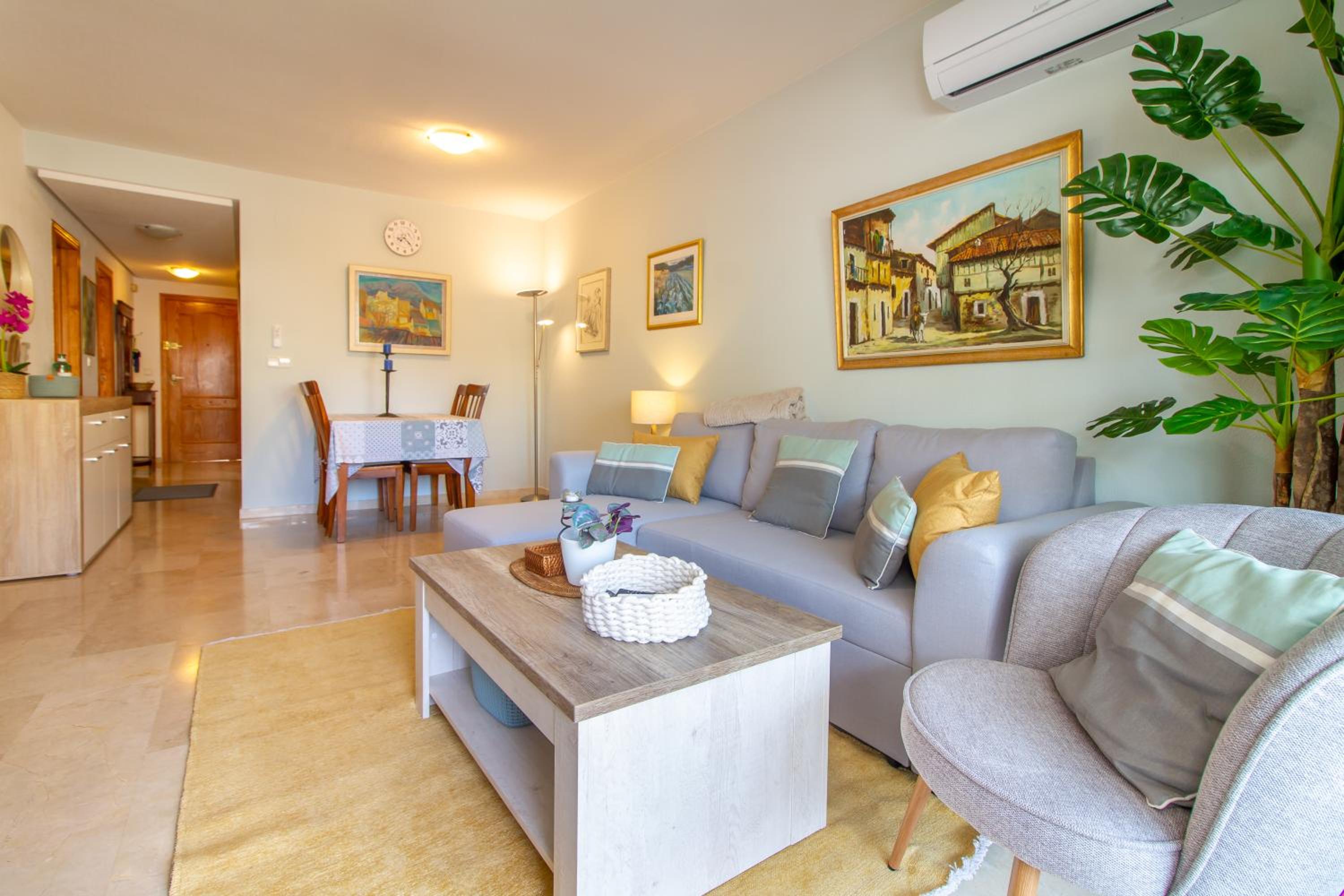 Luminoso y acogedor apartamento en Albir