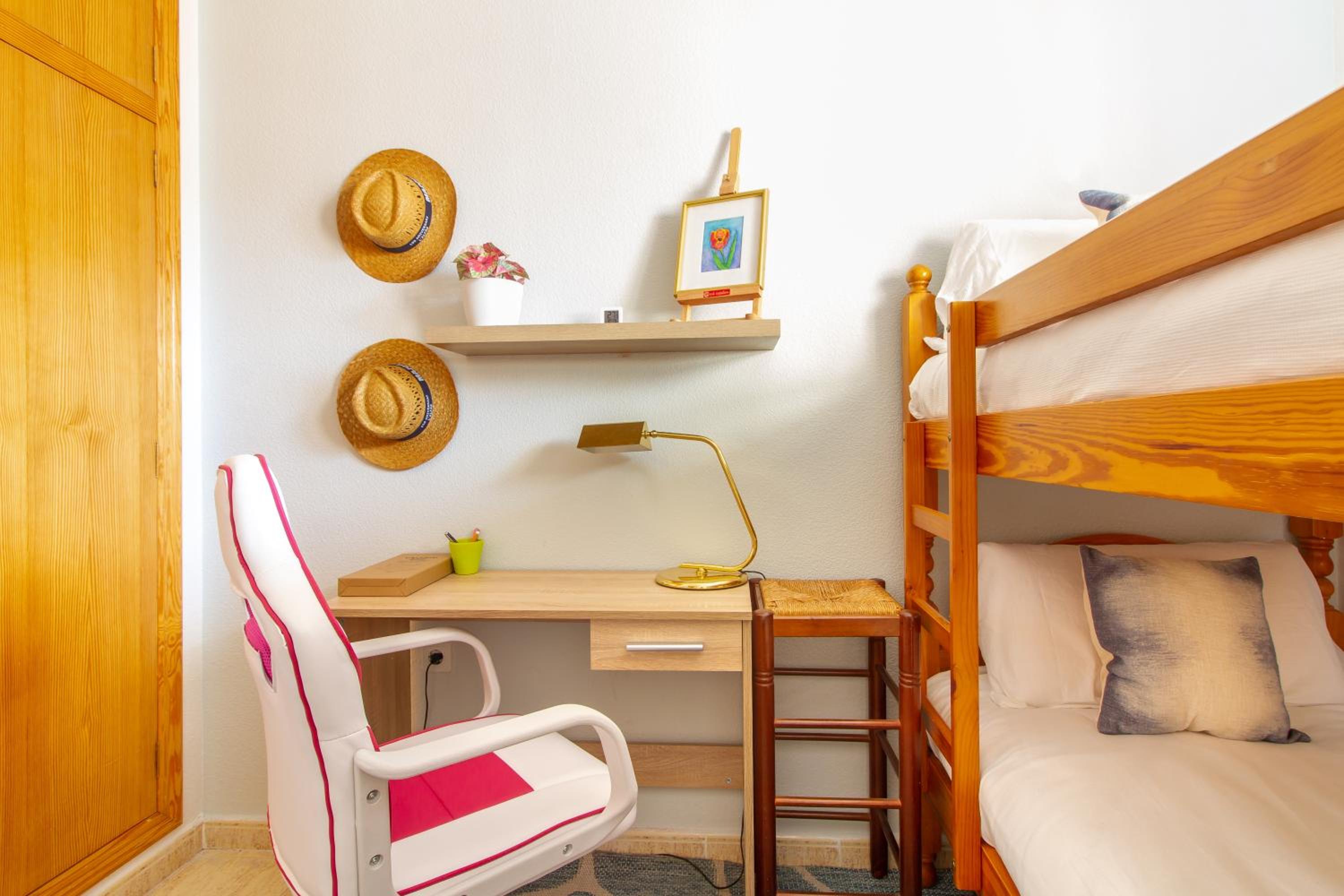 Luminoso y acogedor apartamento en Albir