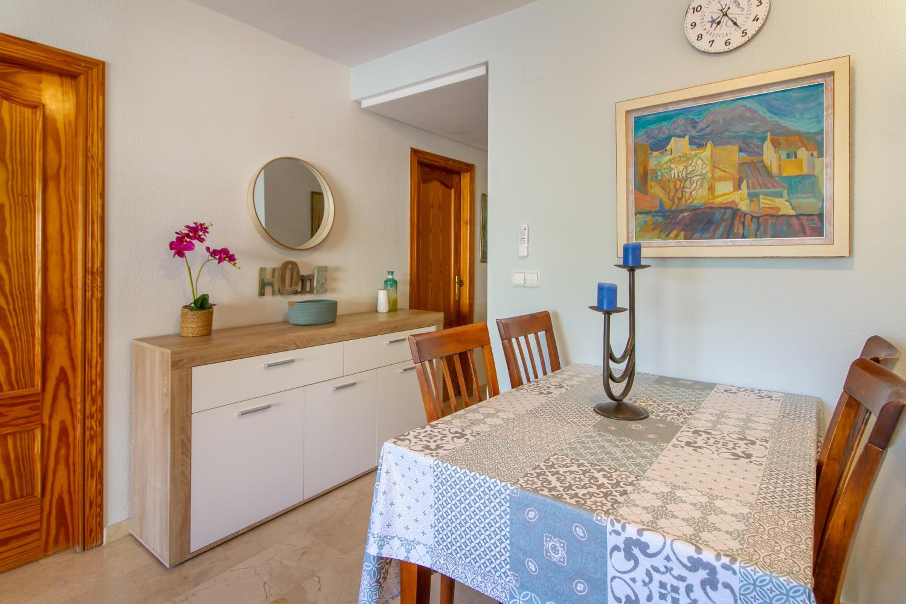 Luminoso y acogedor apartamento en Albir