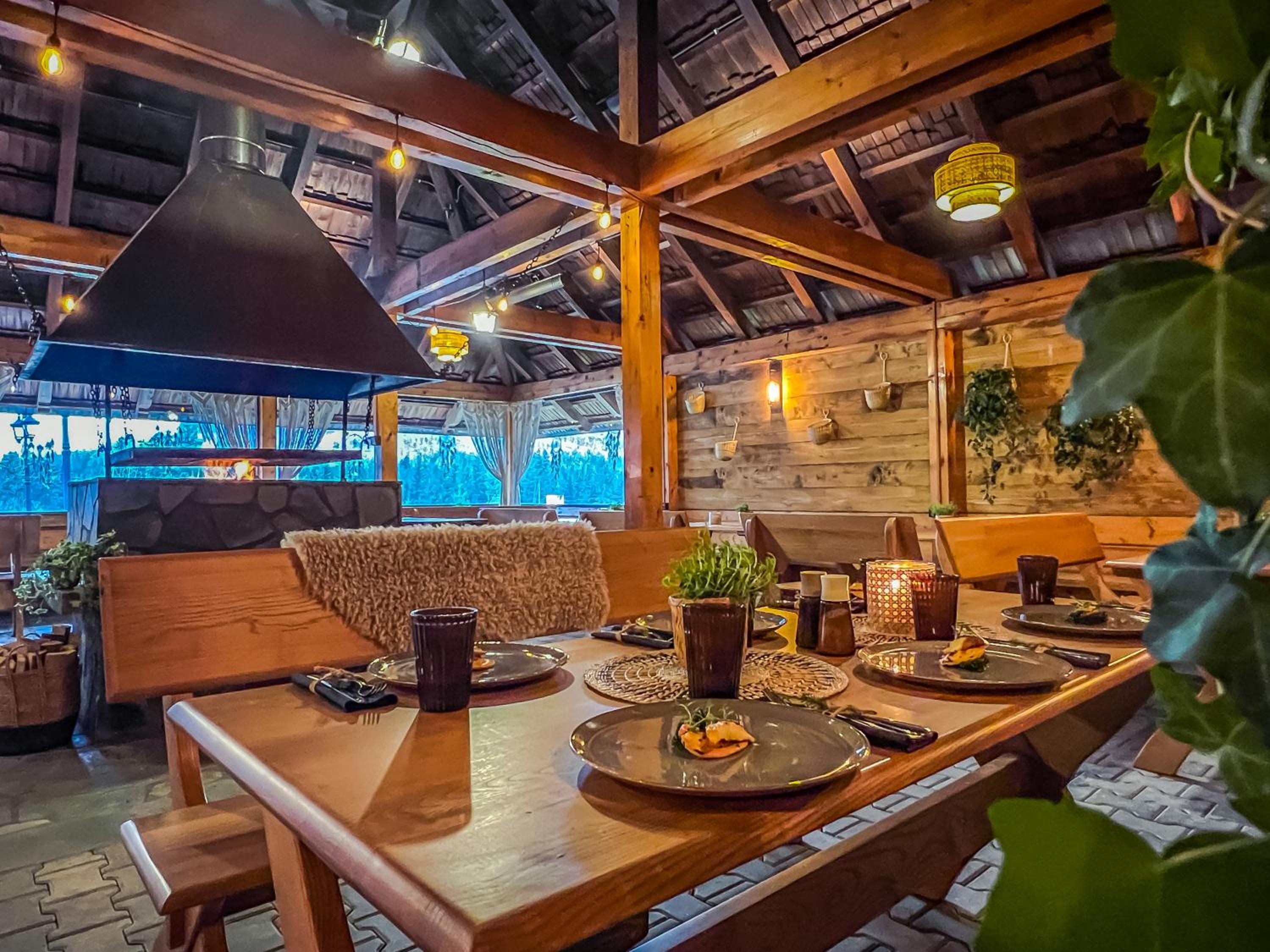 restaurant