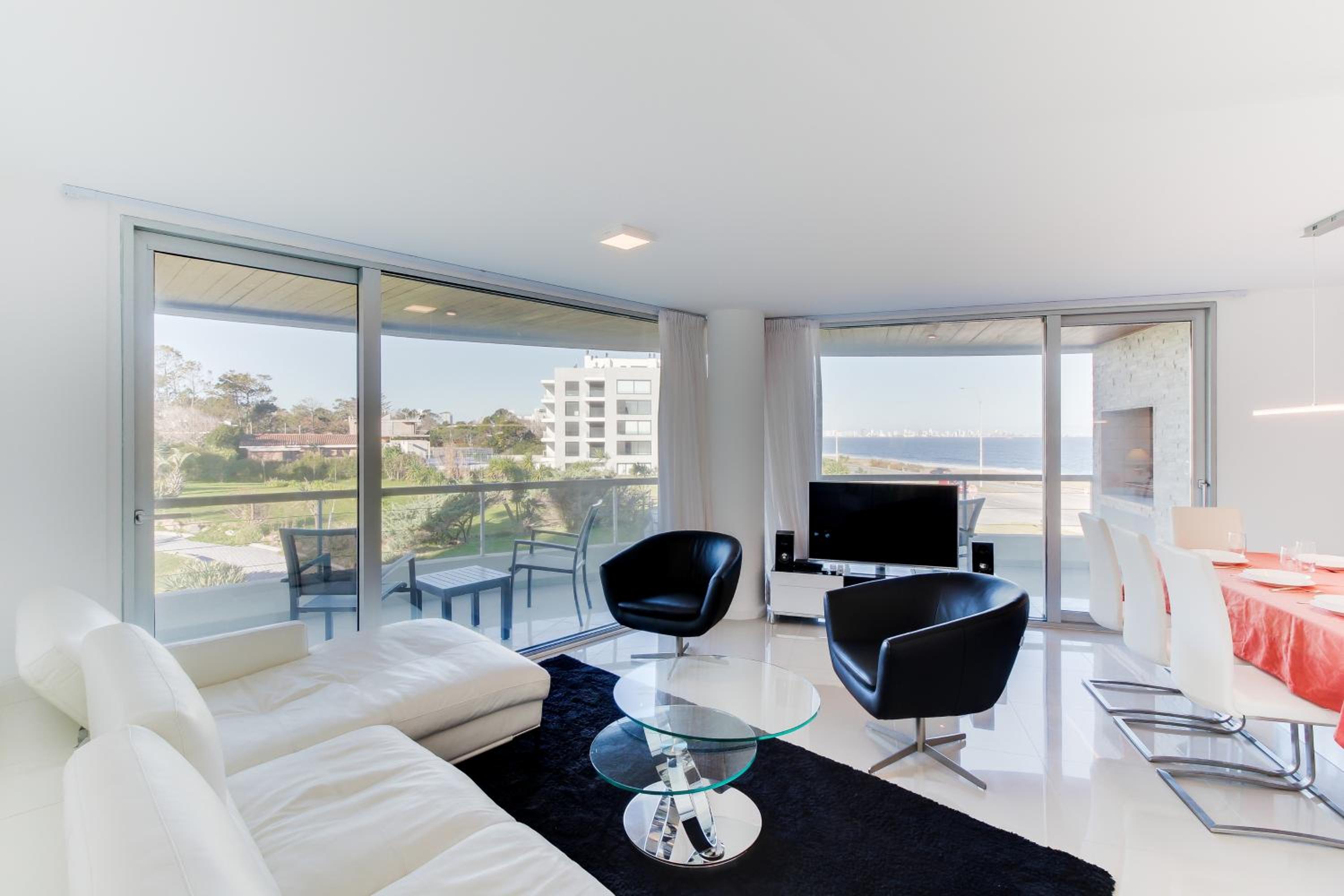 Oceana Suites Isabel