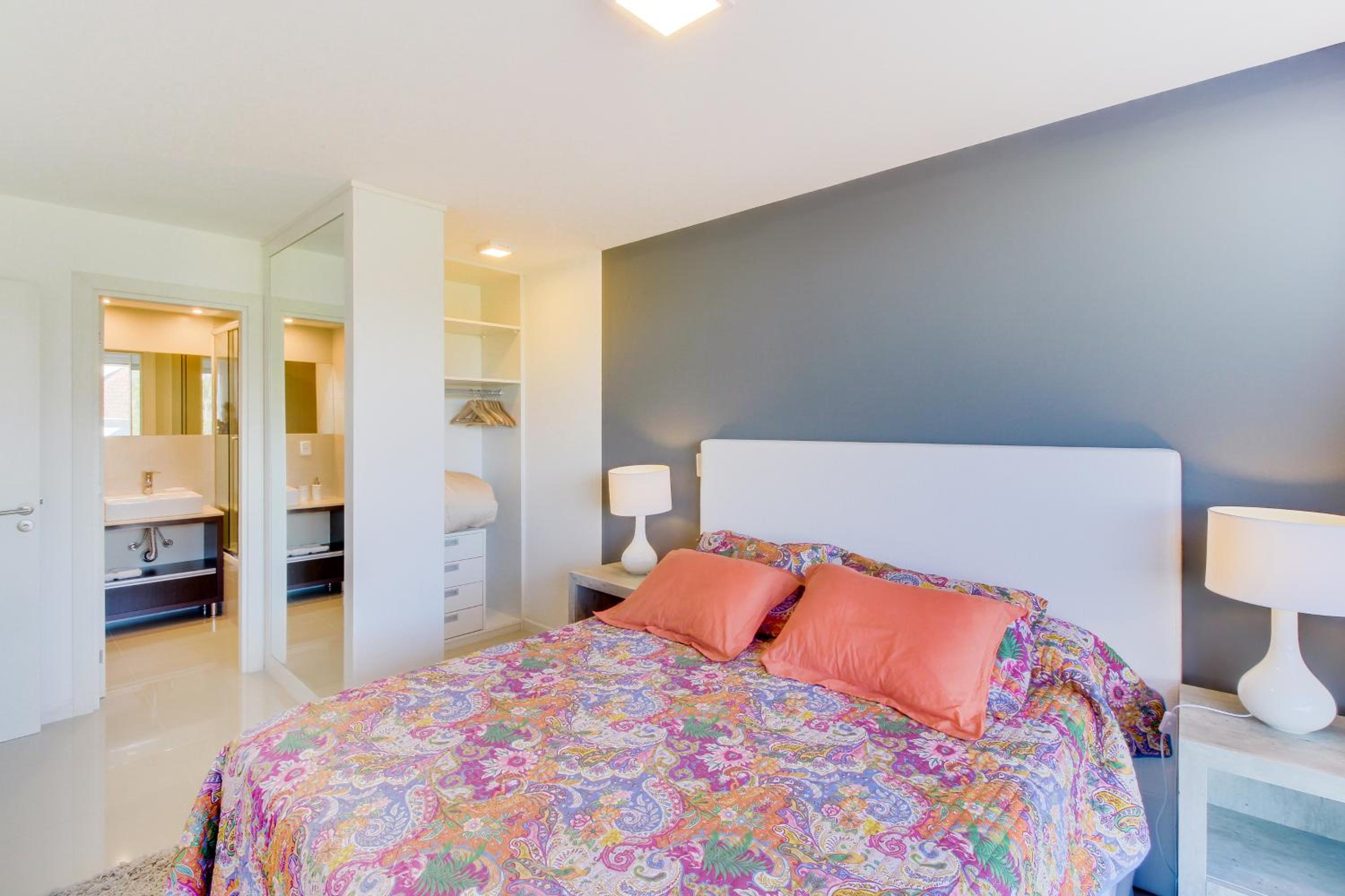 Oceana Suites Isabel