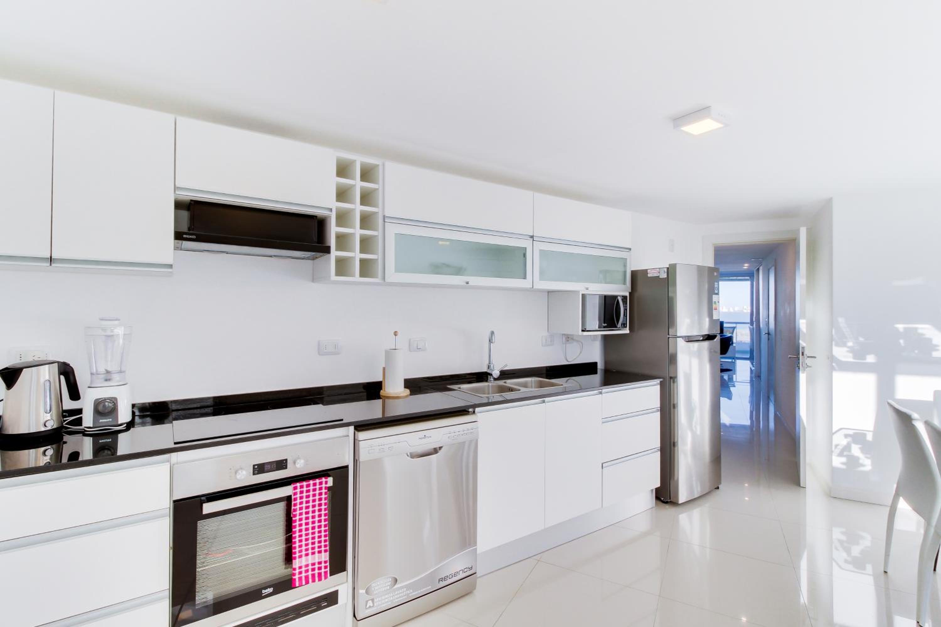 Oceana Suites Isabel