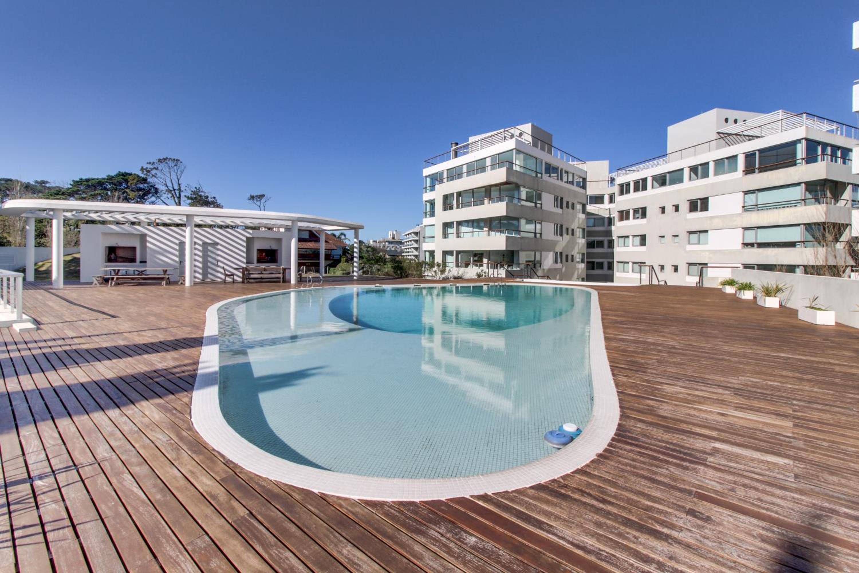 Oceana Suites Isabel