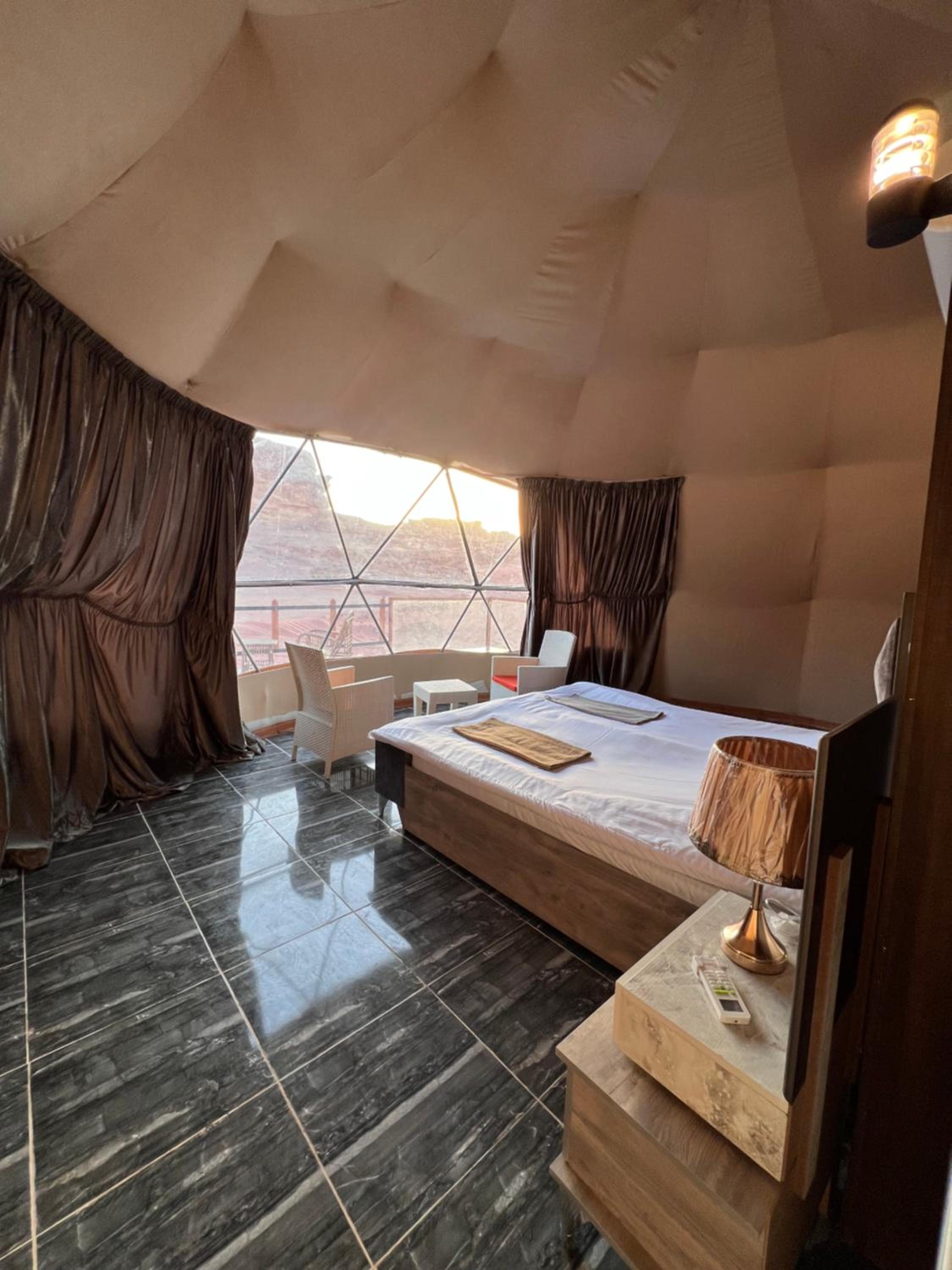 Orbit camp