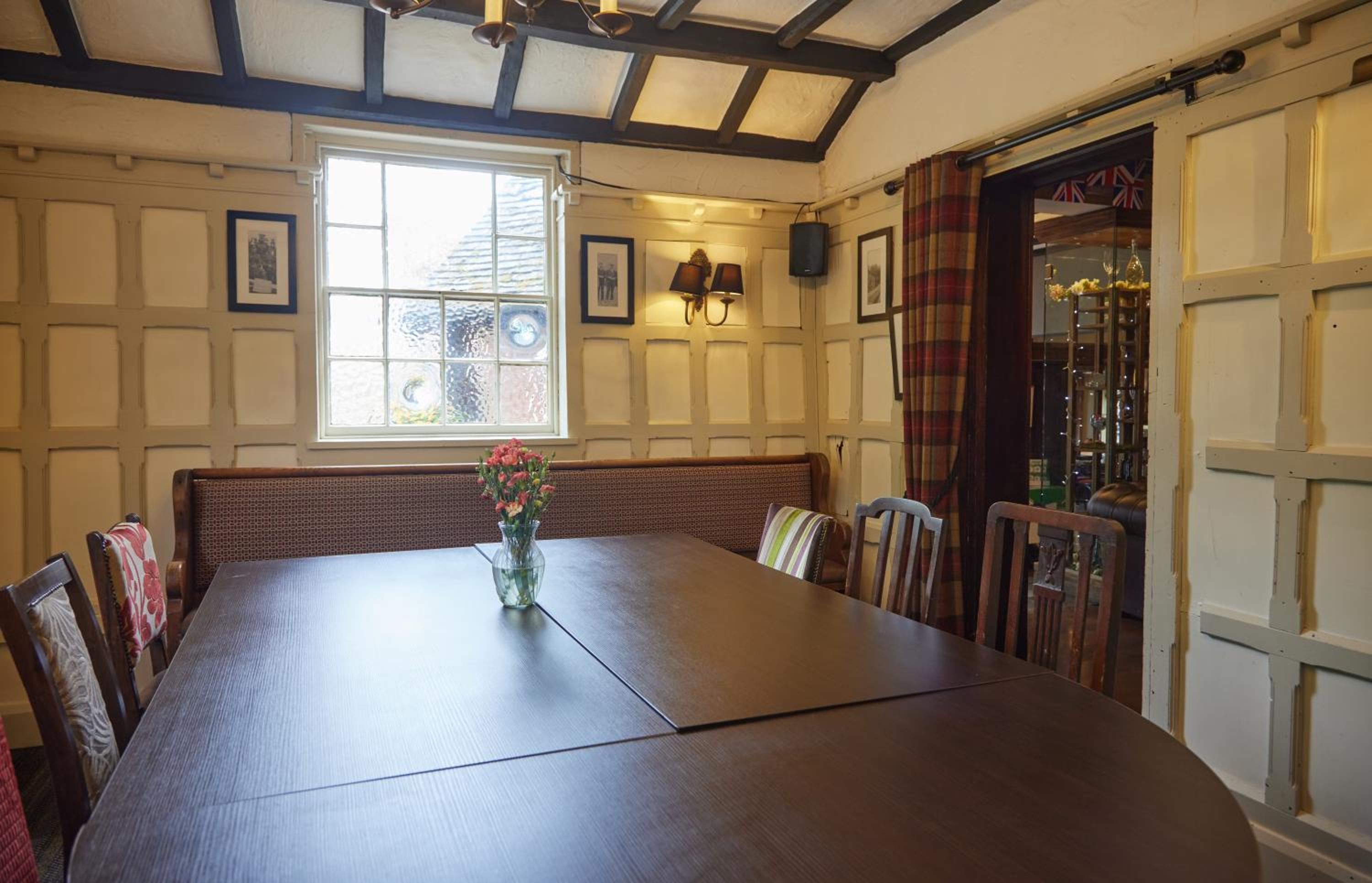Chequers Inn by Greene King Inns