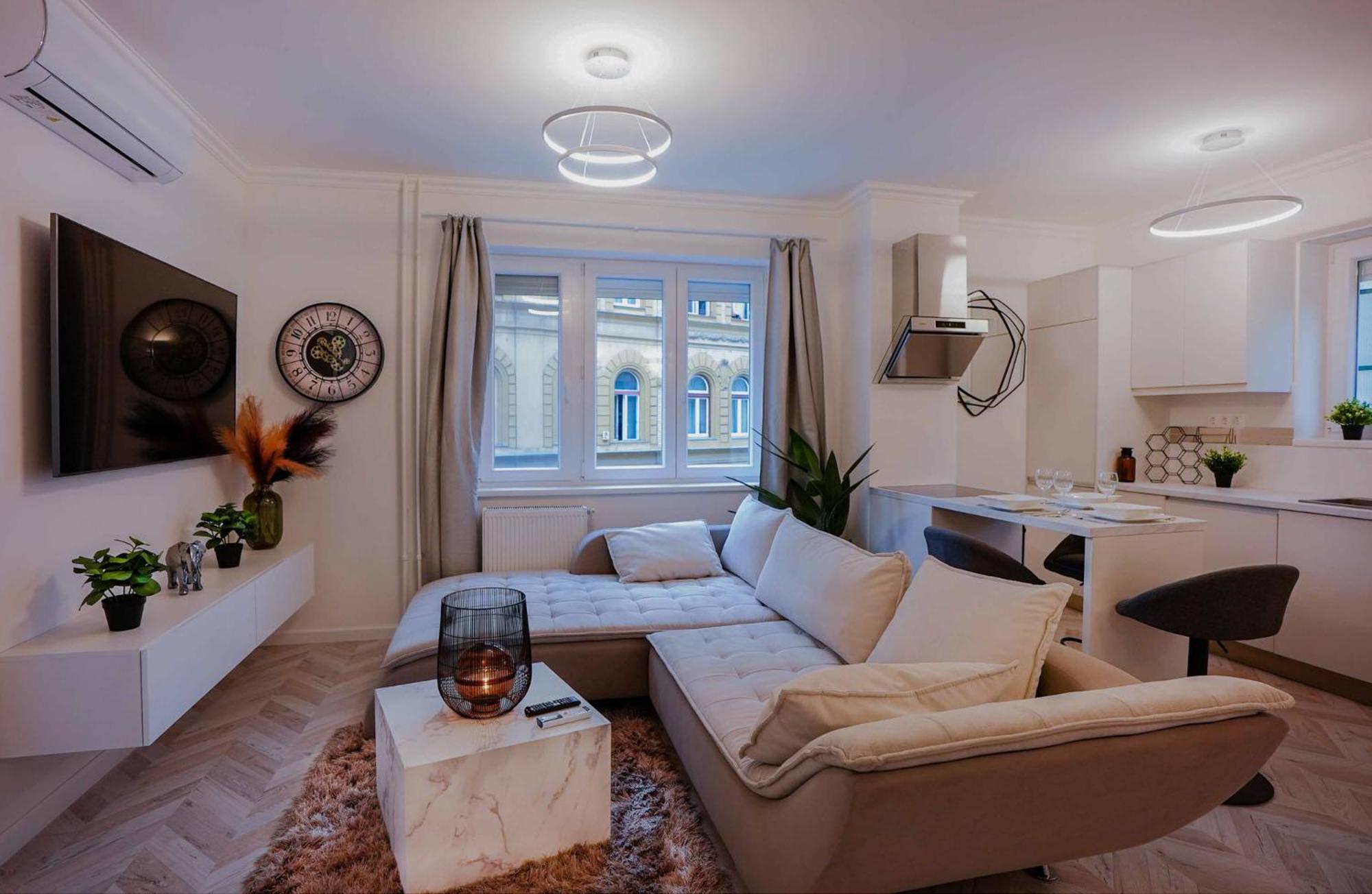 Corvin Avenue Premium Central Apartment